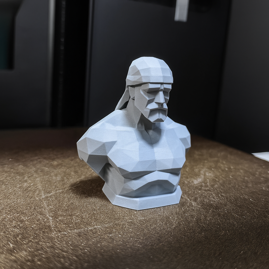 Memory Bust - Hulk Hogan (Lowpoly)