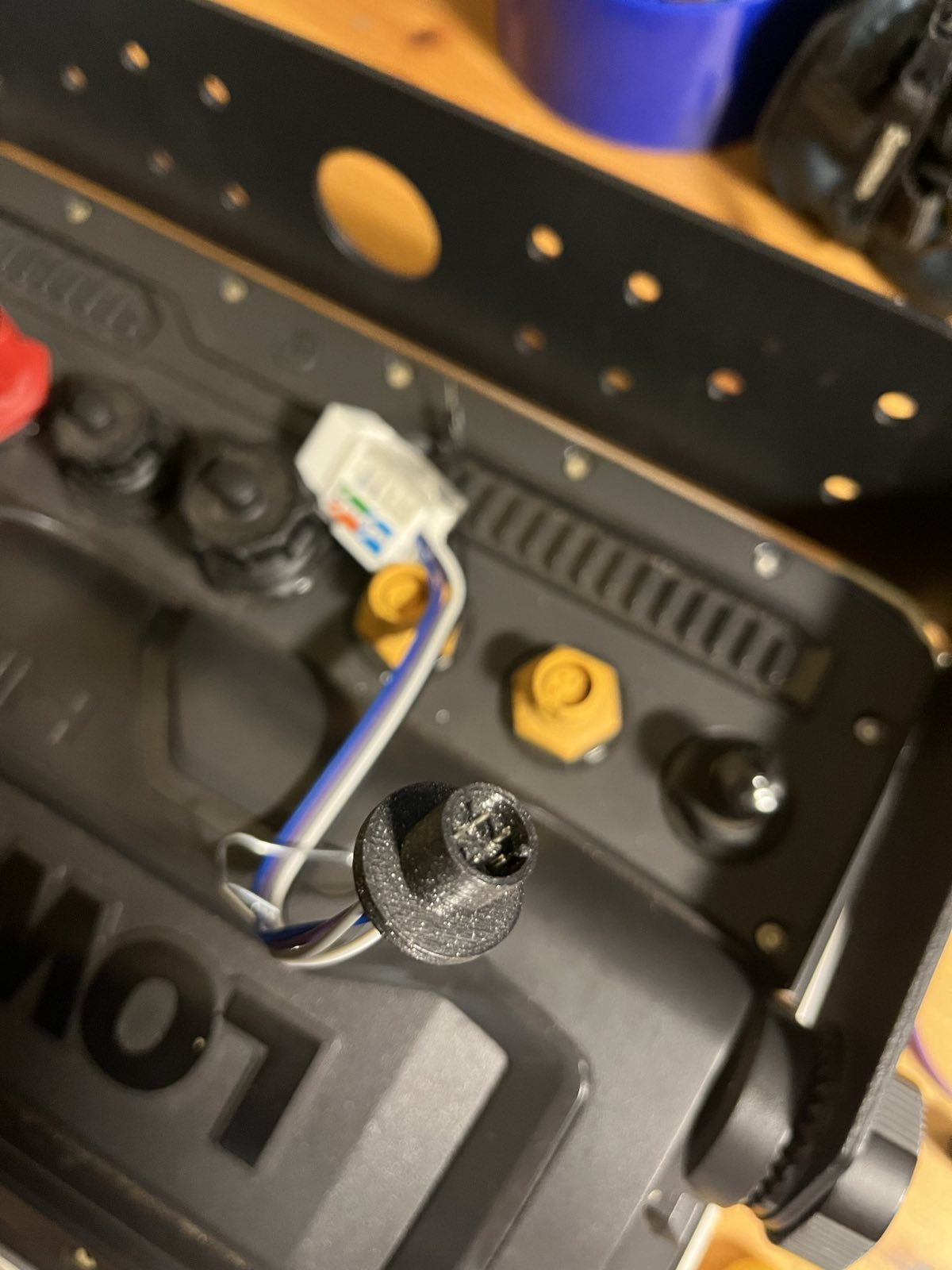 Lowrance sonar 5 pin ethernet connector