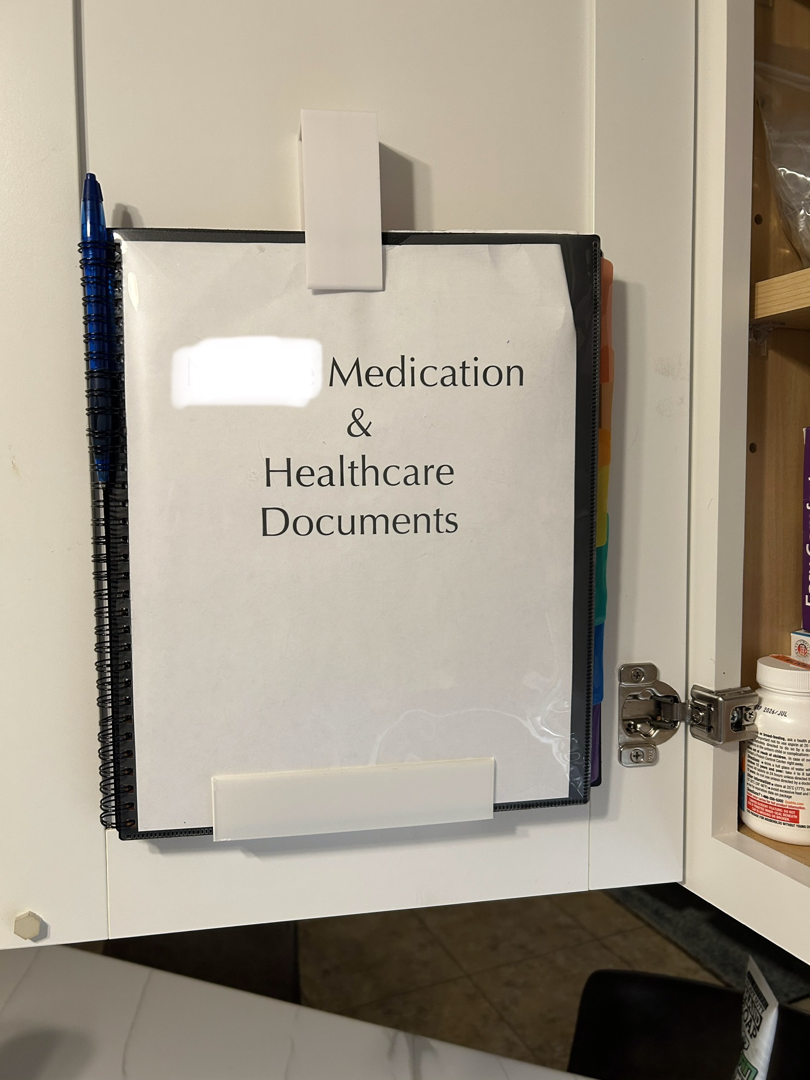 folder holder
