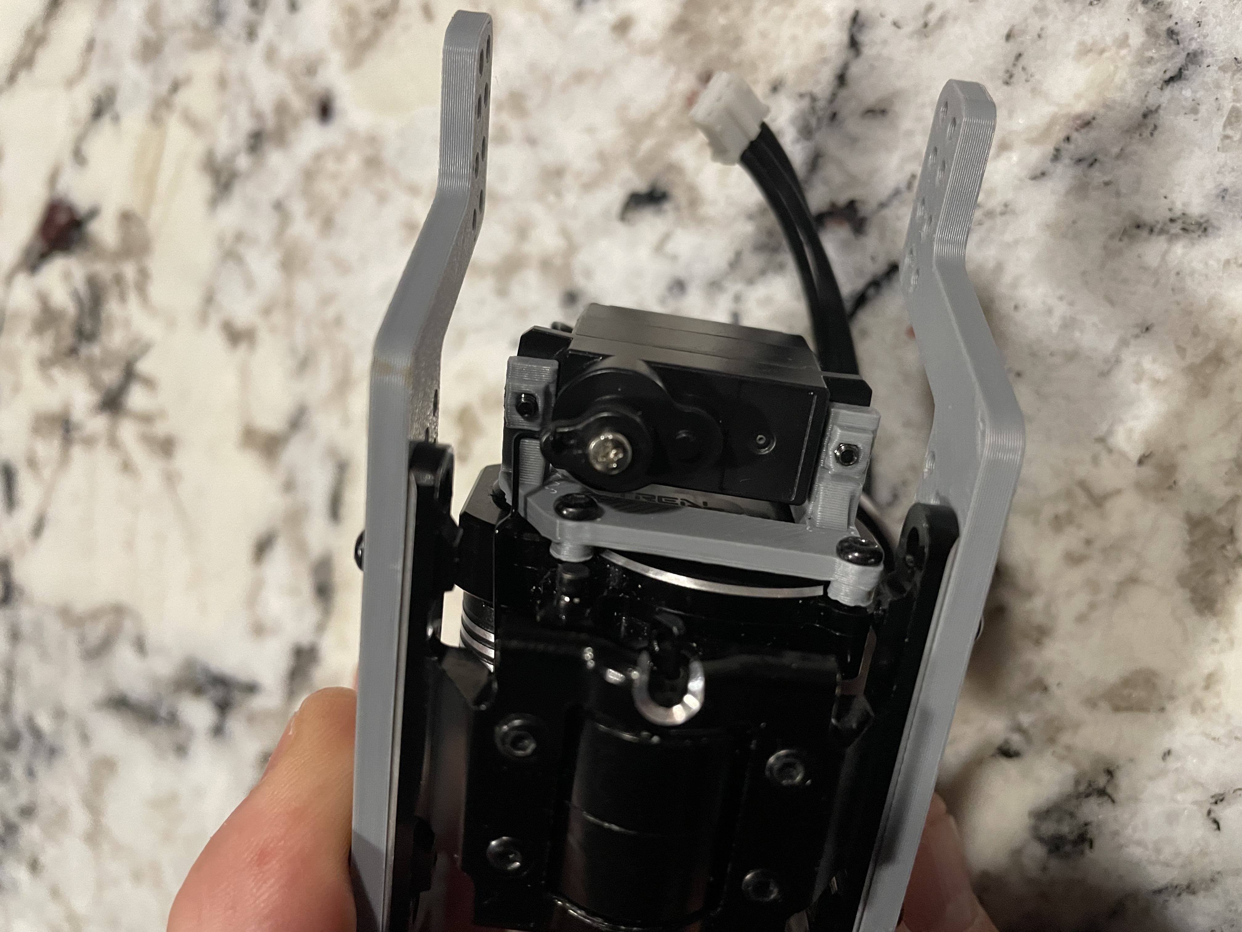 FCX18 Trans Servo mount