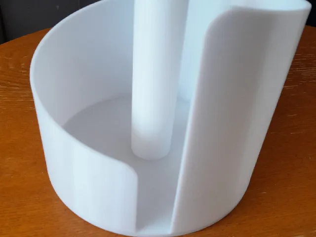 Stronger Spiral Vertical Paper Towel Holder