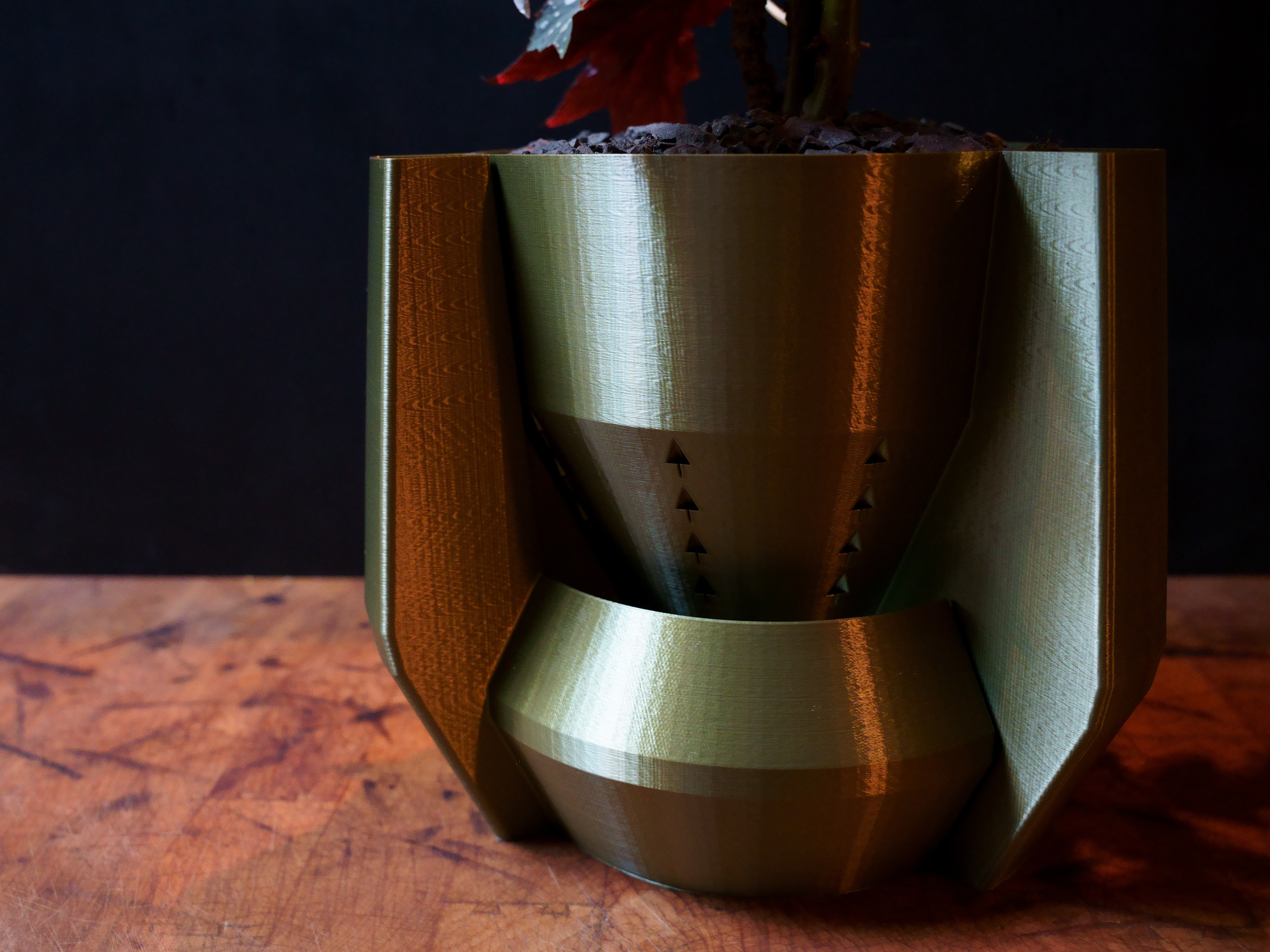 Spiral Vase Planter - Art Deco, Air Pruning, Bypass Watering