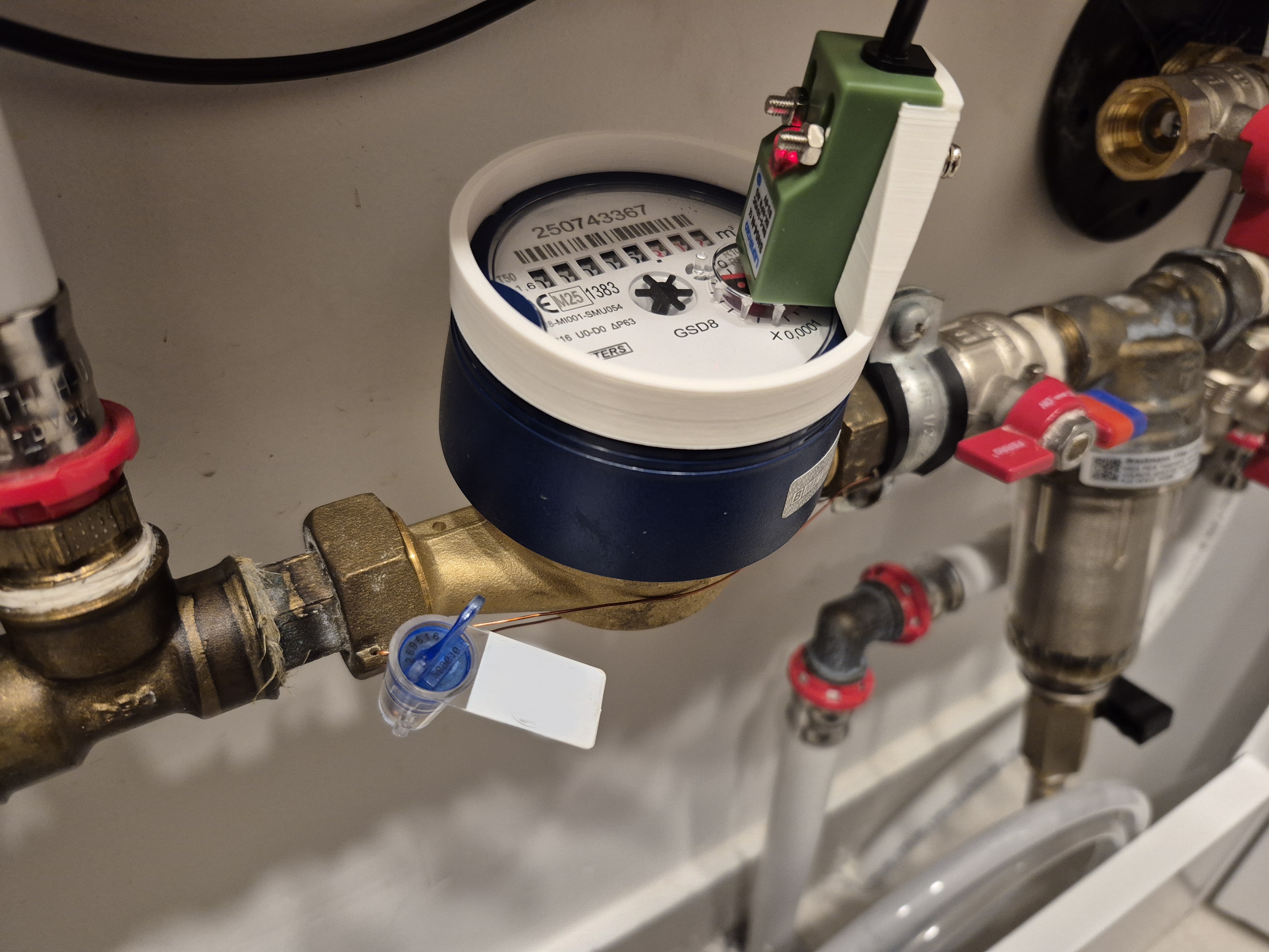 Smart Water Usage Sensor Mount