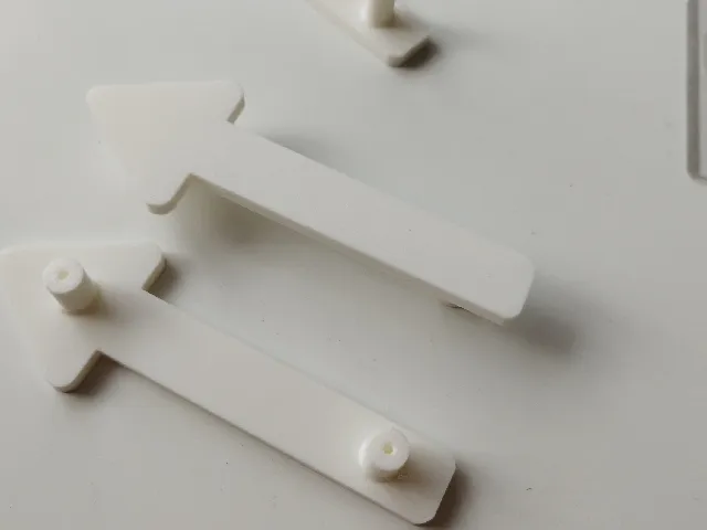 Úchytka šipka / handle arrow (Ikea style)