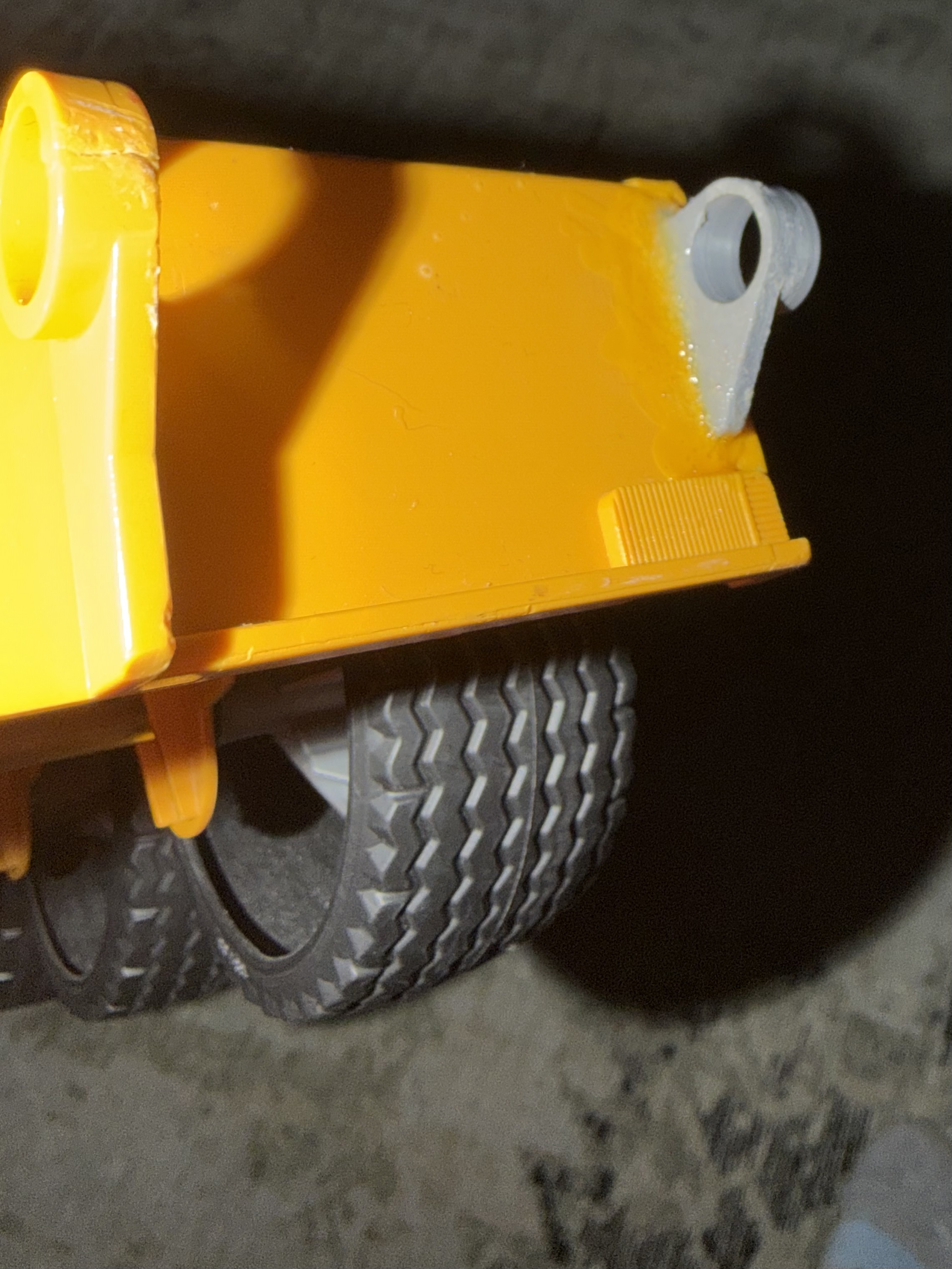 Ramp mount for Bruder low loader / Halterung für Auffahrrampe Bruder Tieflader