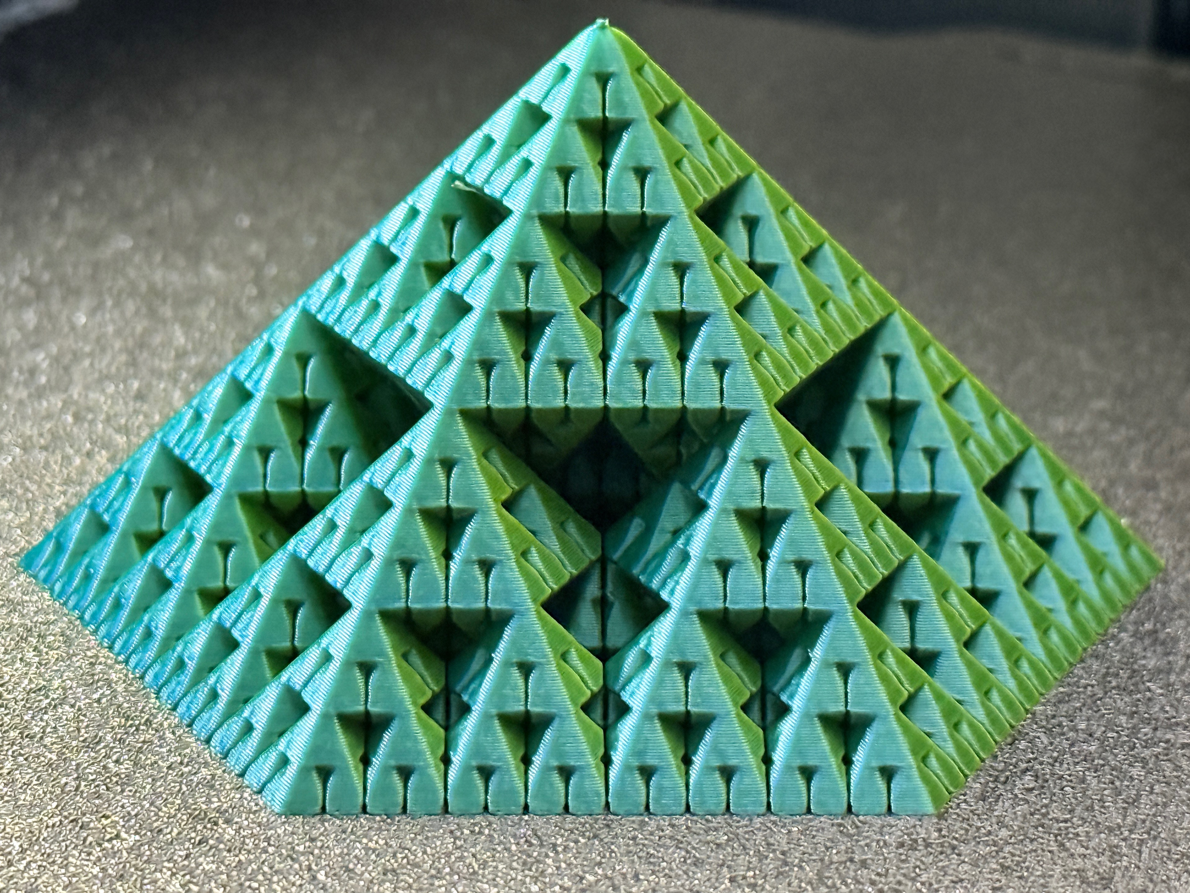 Vase Mode Hexagonal Bipyramid Fractal | Level 4 | Pyramid Version