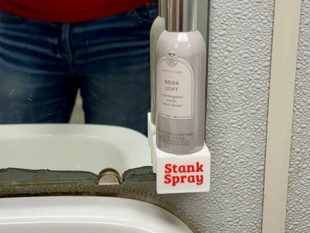 Stank Spray Holder
