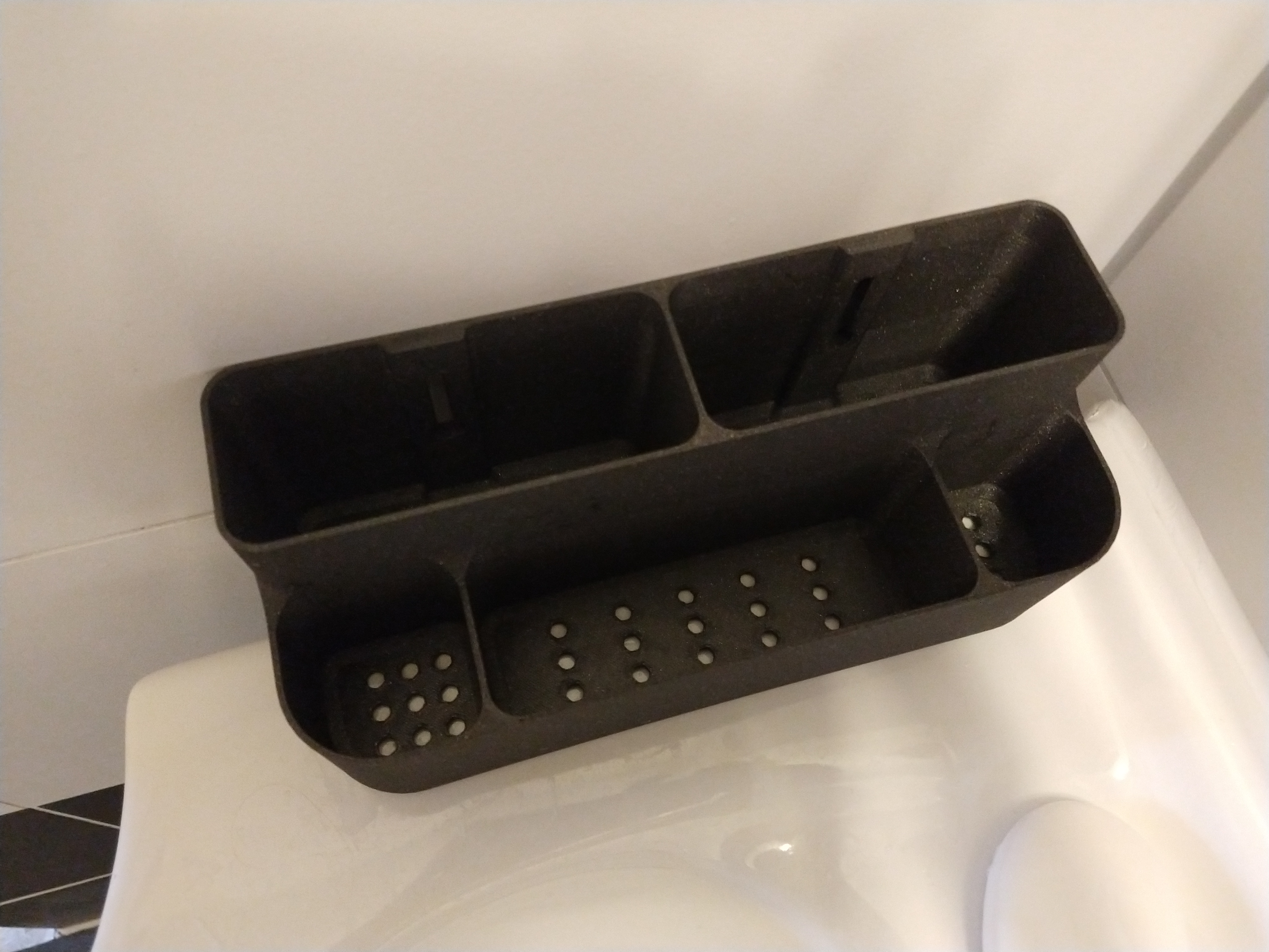 Bathroom shelf