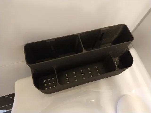 Bathroom shelf