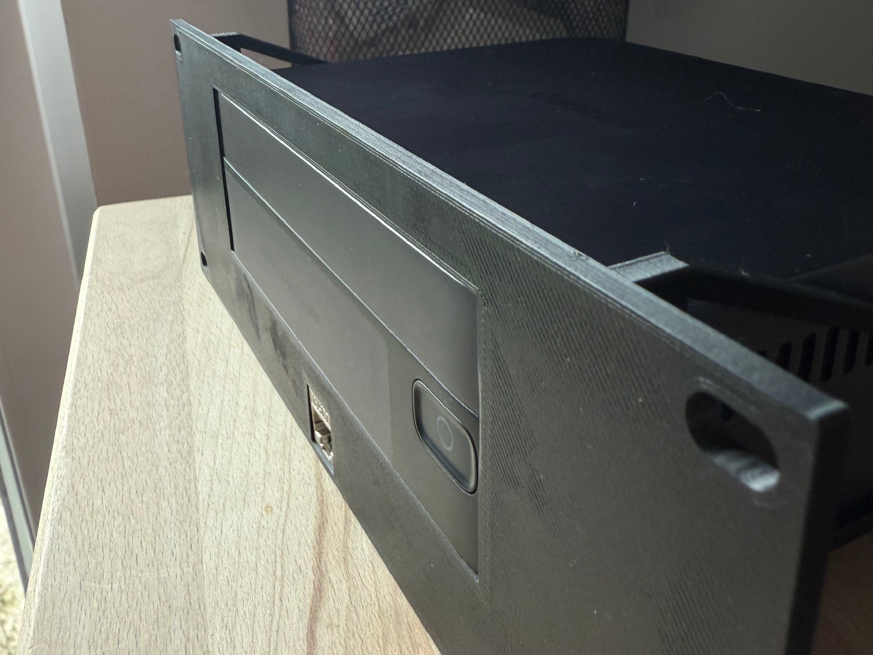 10 inch mount for UGREEN NASync DXP480T