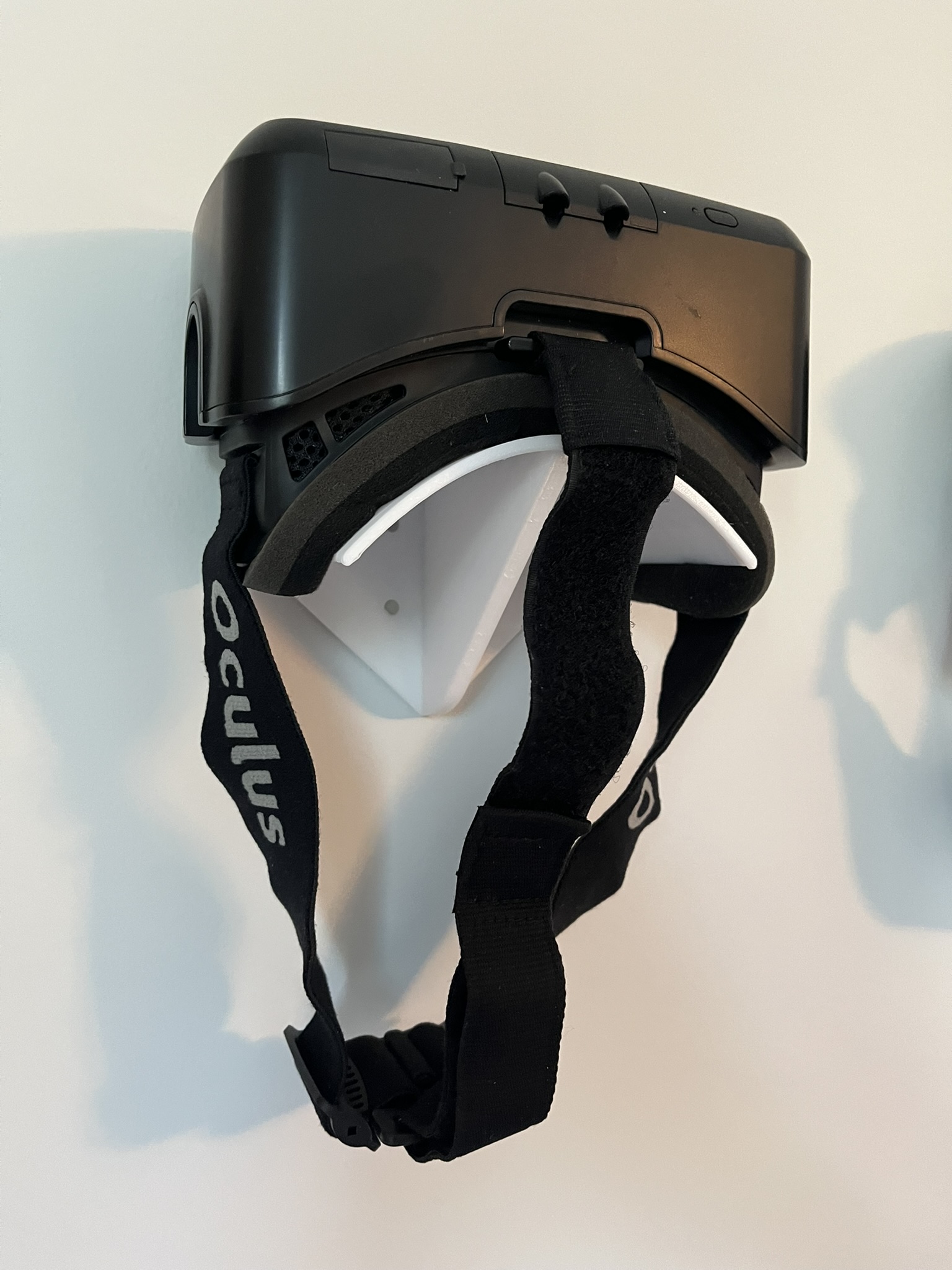 Miniatura 4 do modelo 3D Universal VR Headset Wall Mount