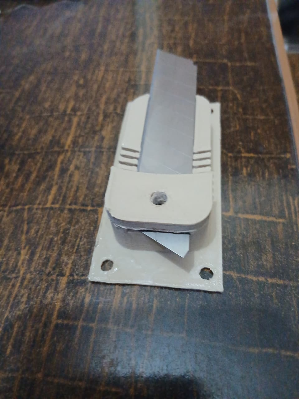 Pet (Bottles) Cutter using 18mm blade