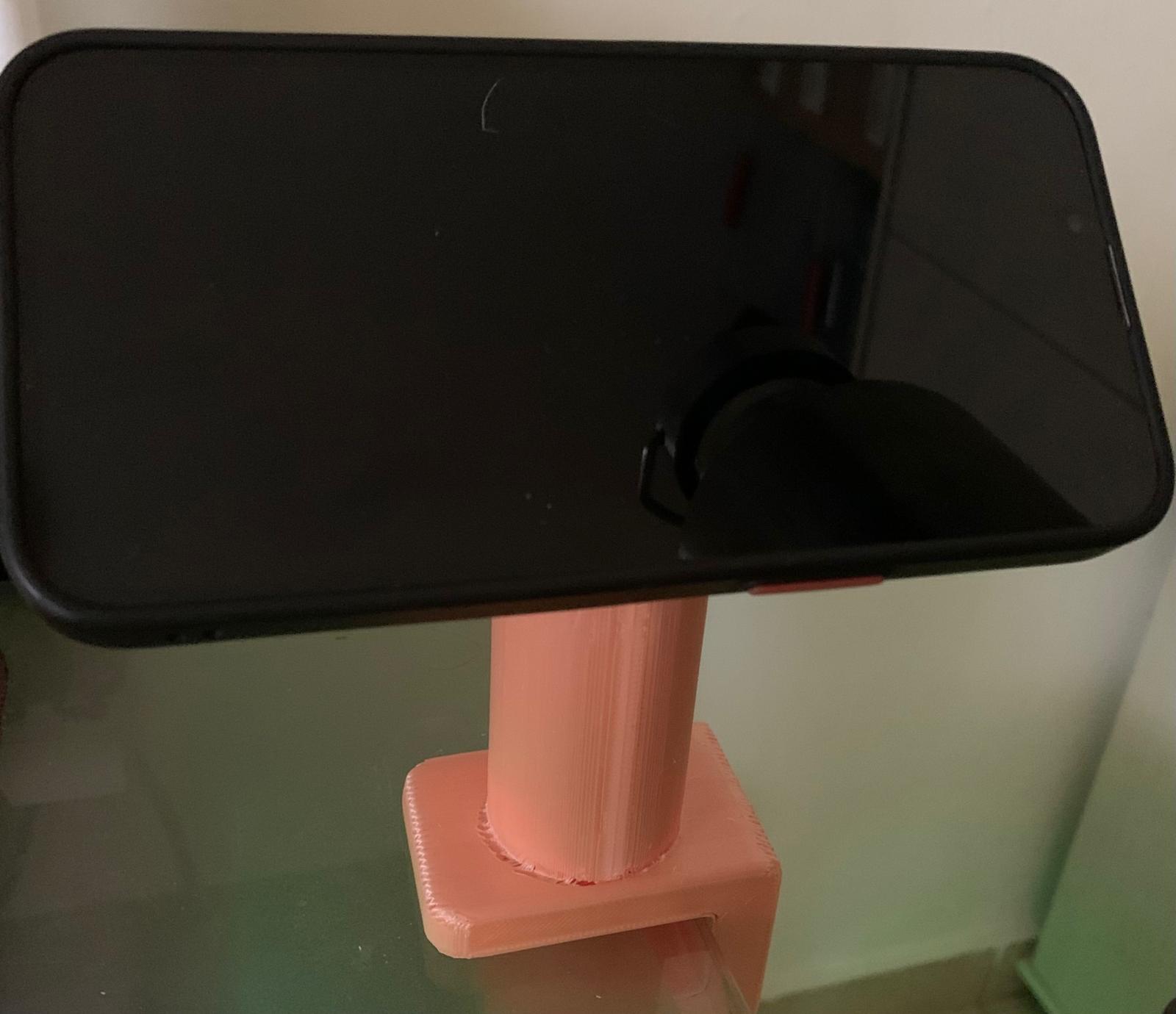 phone clamp magnetic