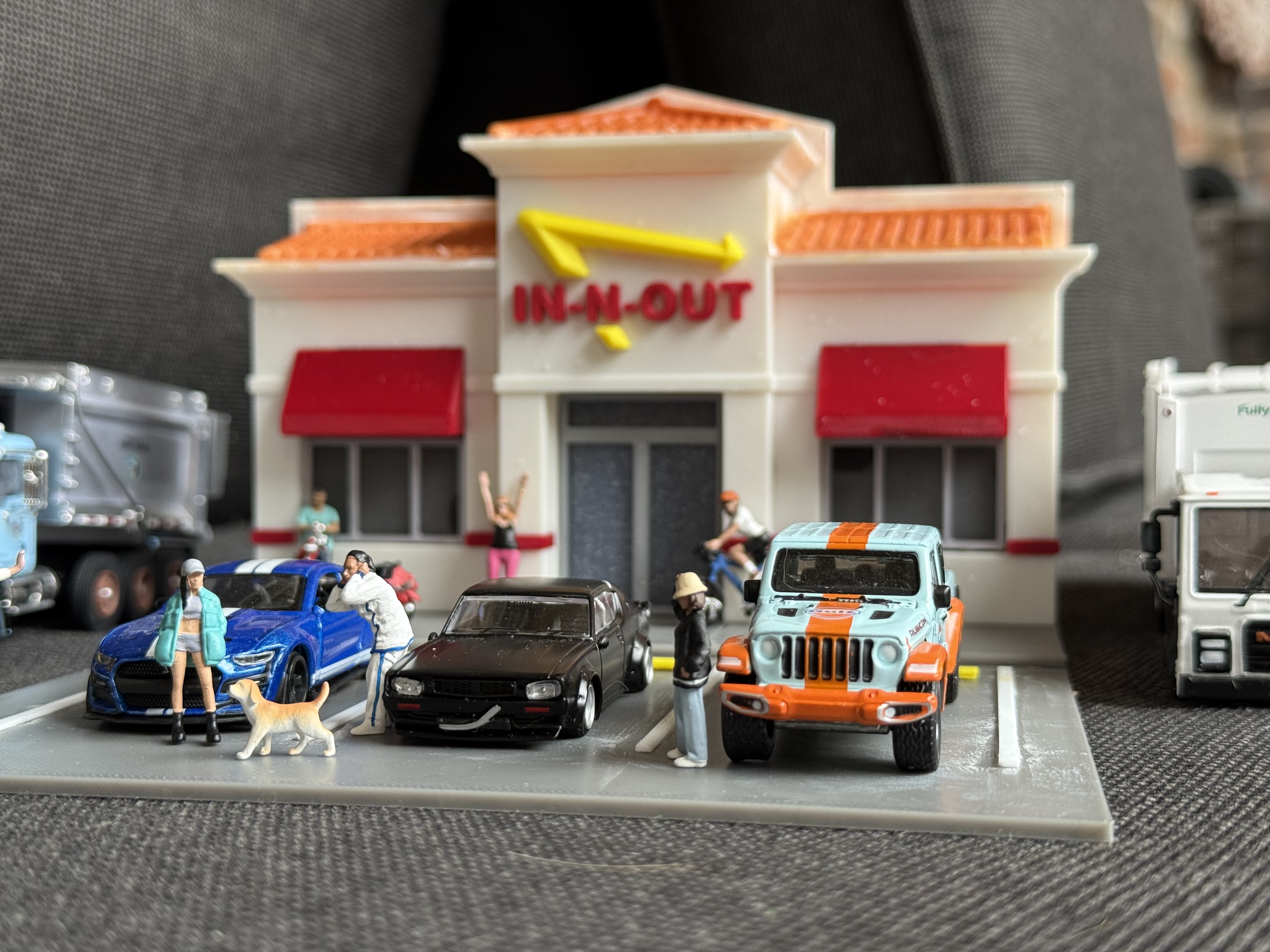 1:64 IN-N-OUT Burger Fan Art Diorama