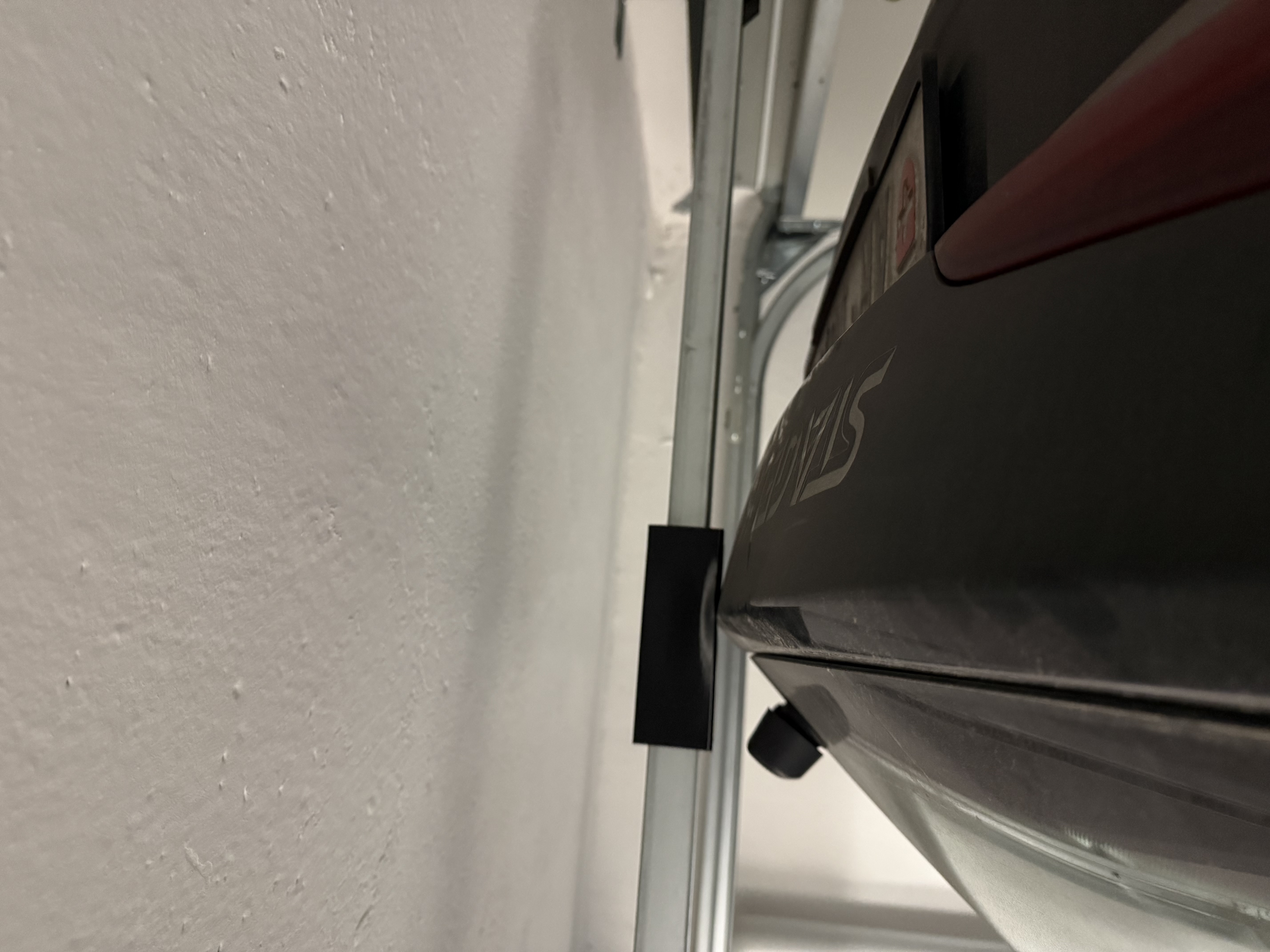Normstahl Garage Rail Car Protector — thumbnail 2