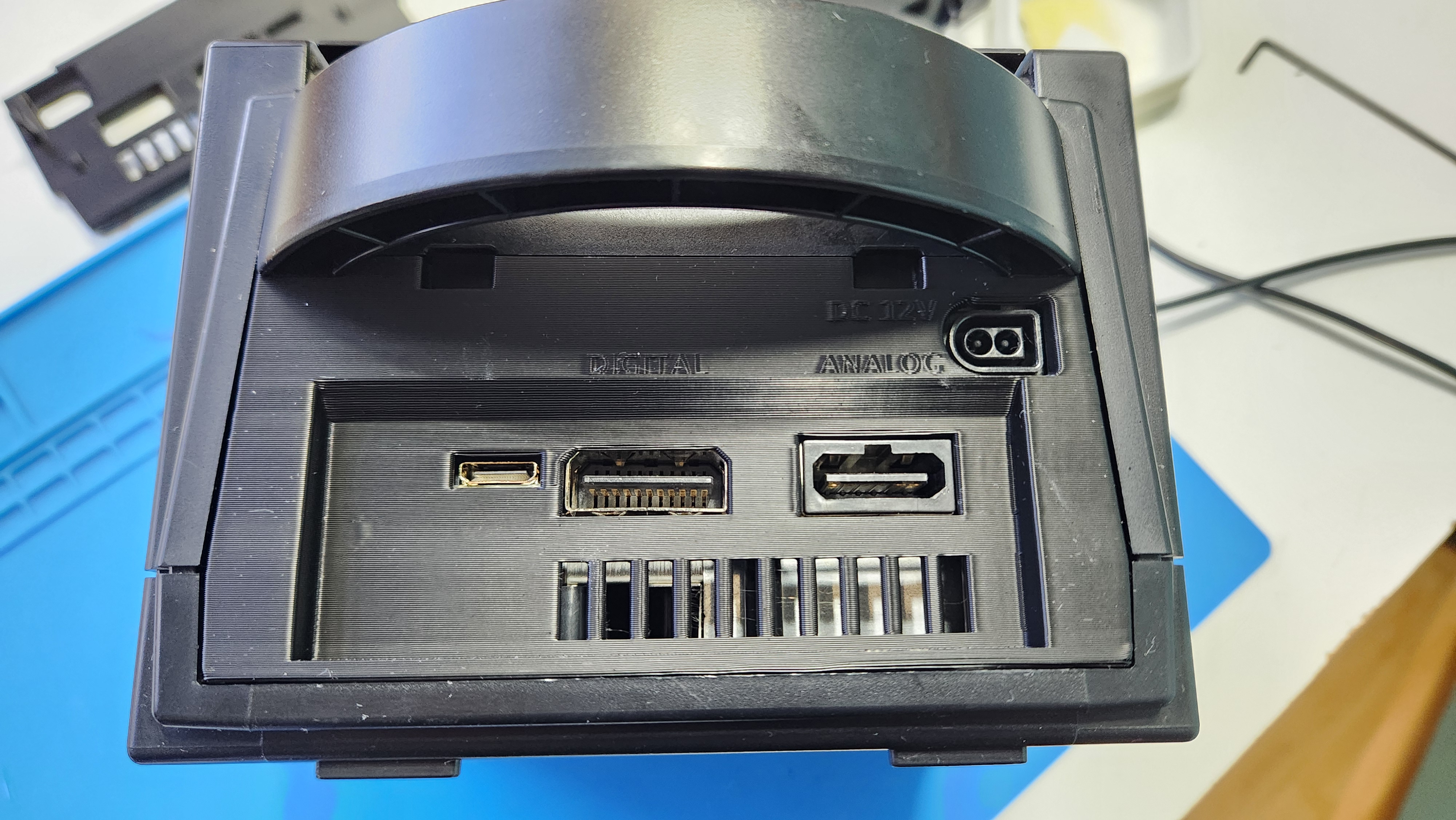 GameCube Replacement Rear IO Panel for HiSpeedido HDMI Mod (DOL-001) + spacer