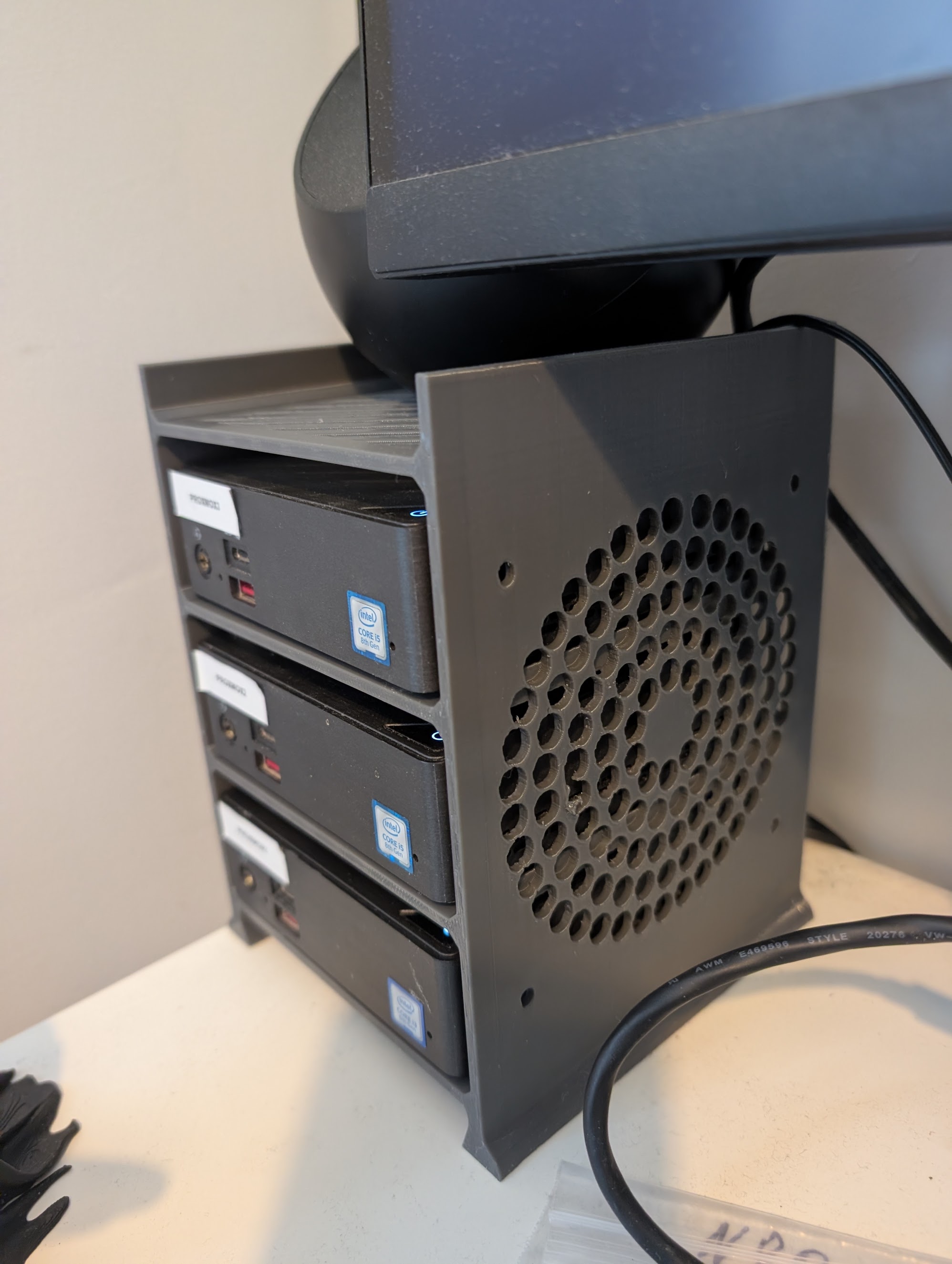 Gigabyte Brix Rack — miniatura 2