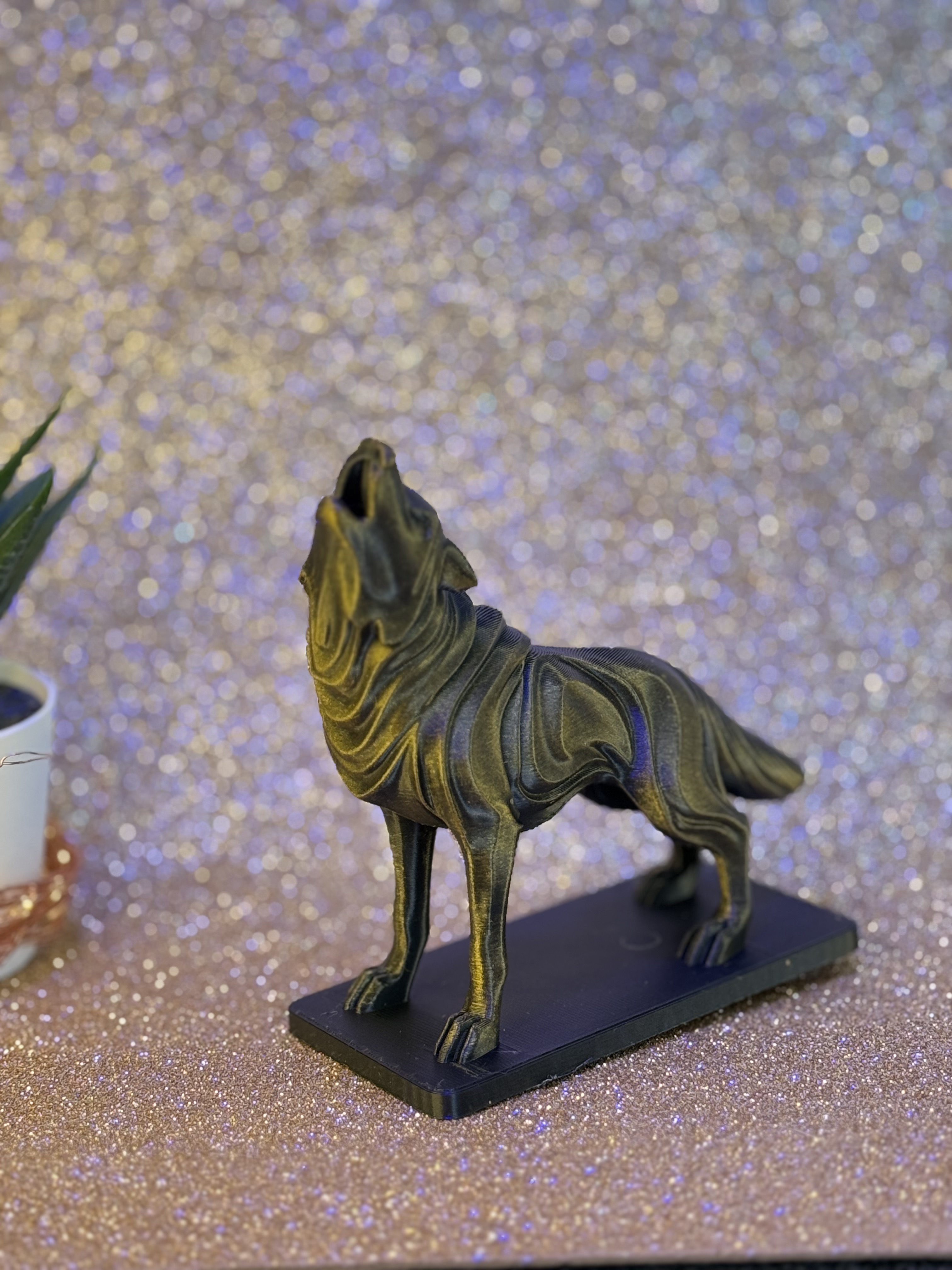 WOLF