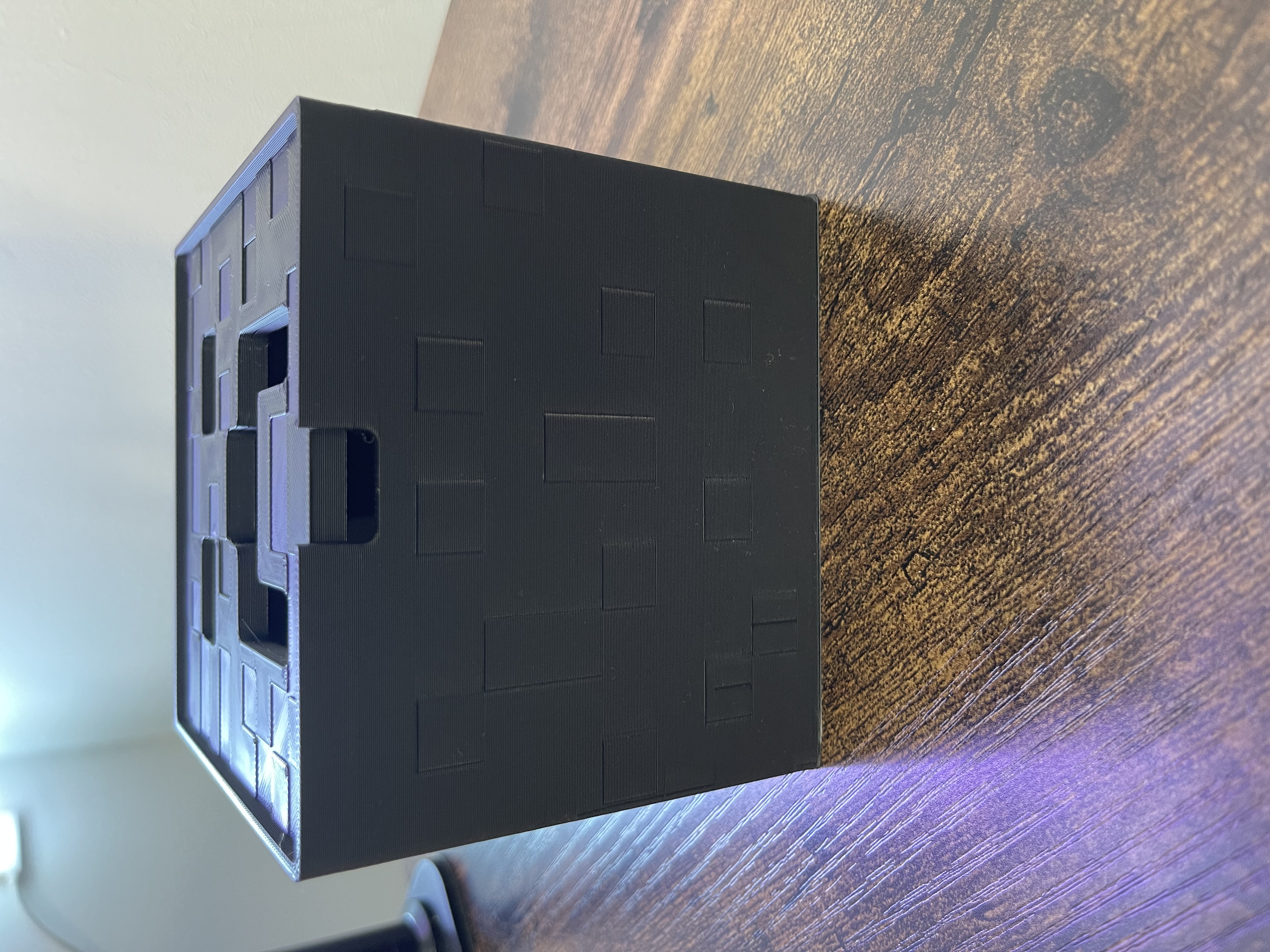 Miniatura 8 do modelo 3D Creeper Storage Box – Minecraft-Inspired Container