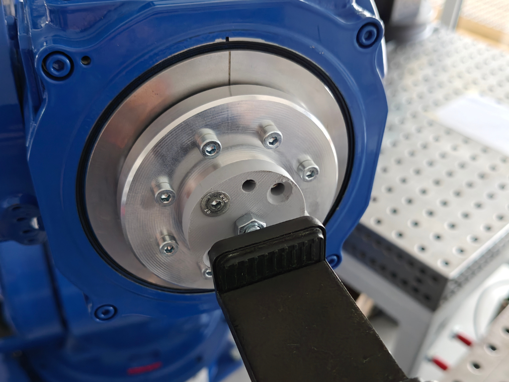 Kuka Camera Tool — thumbnail 2