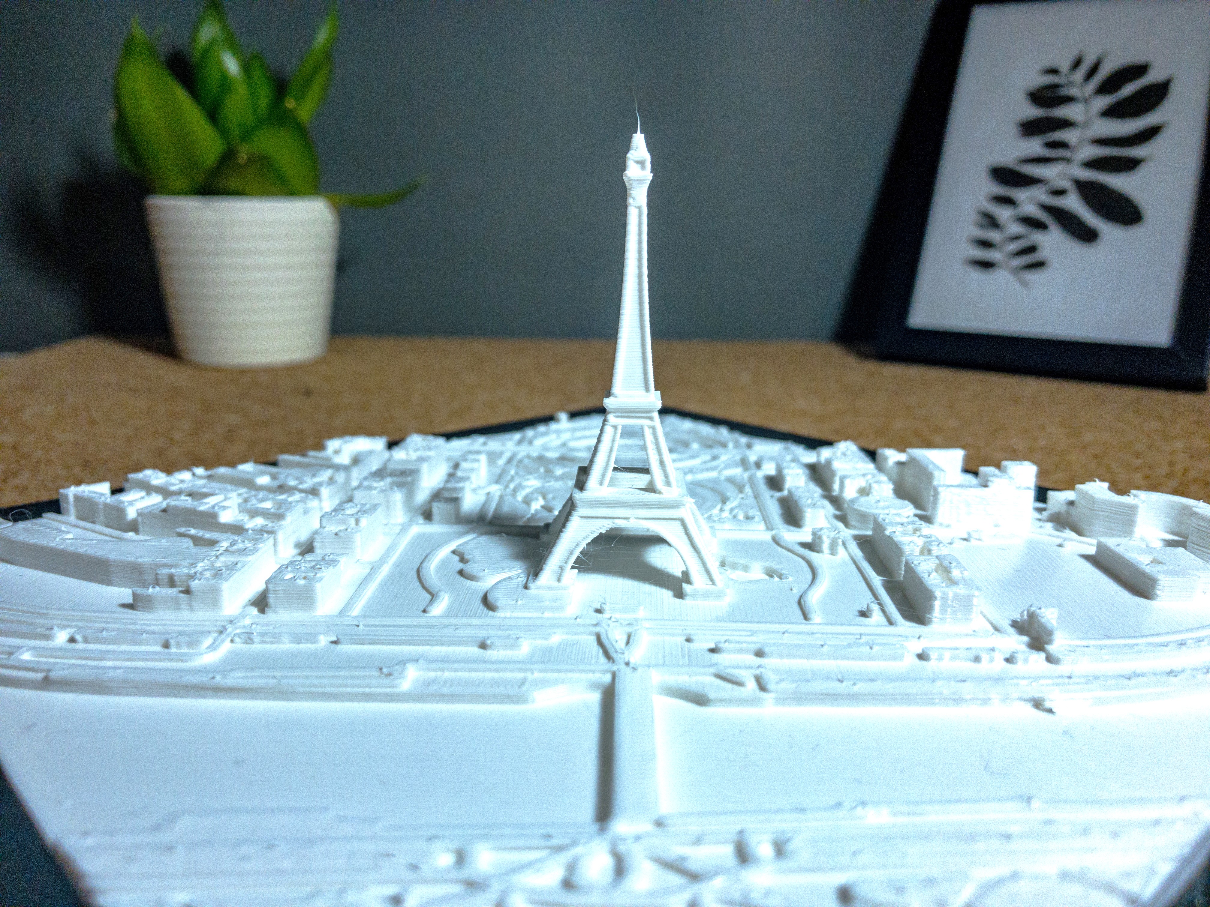PARIS EIFFEL TOWER — thumbnail 3