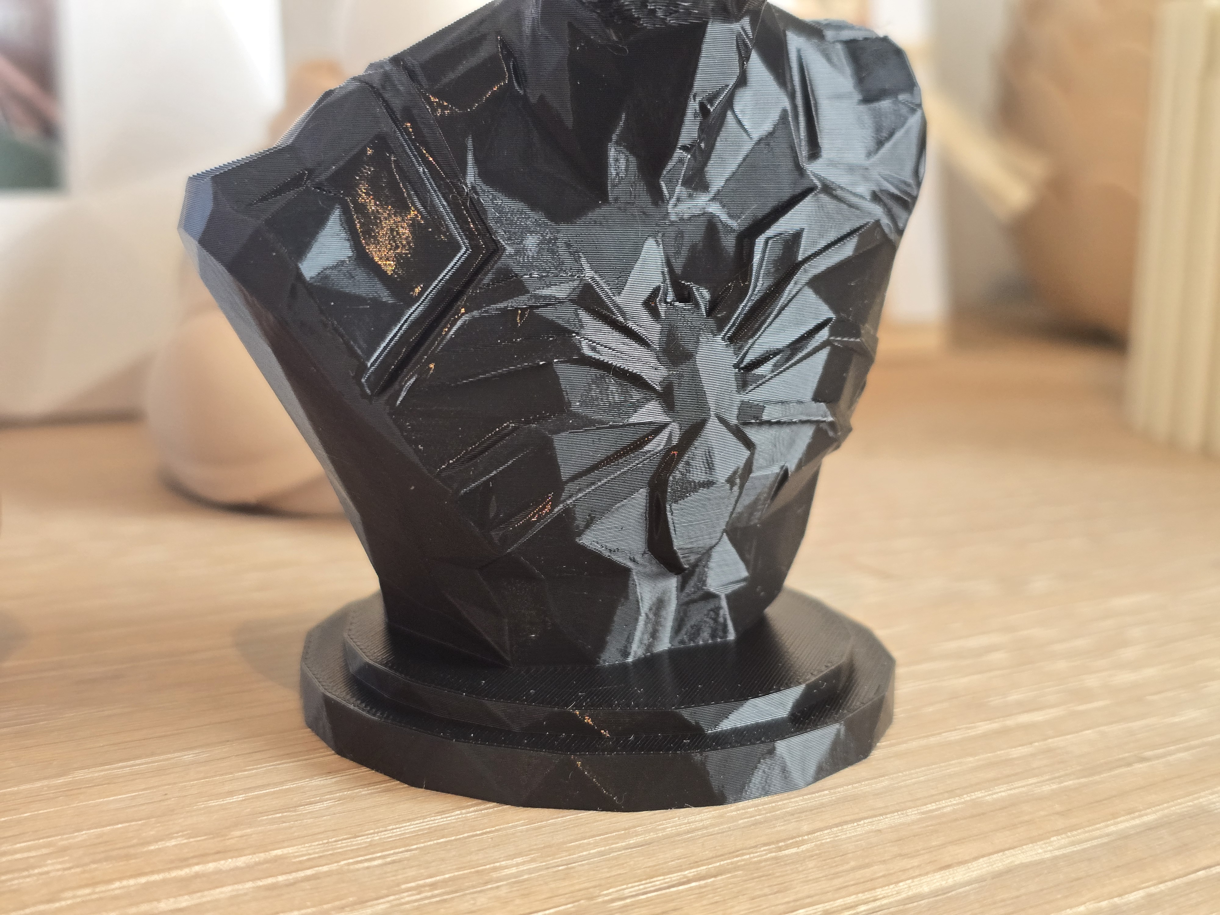 Miniatura 3 do modelo 3D Low poly Spider-Man bust - Marvel