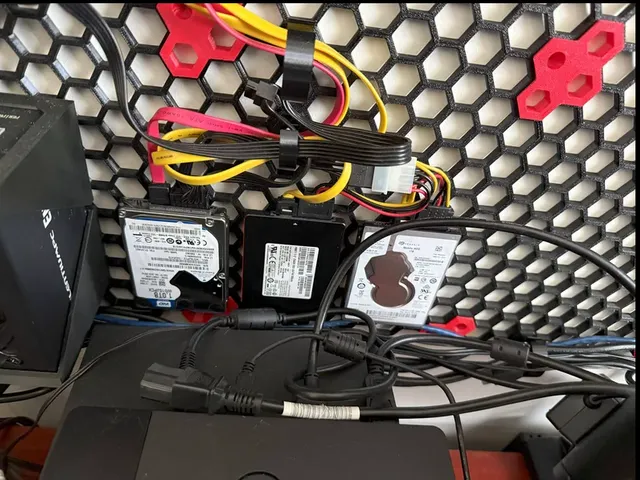 2.5" HDD Honeycomb storage wall brackets.