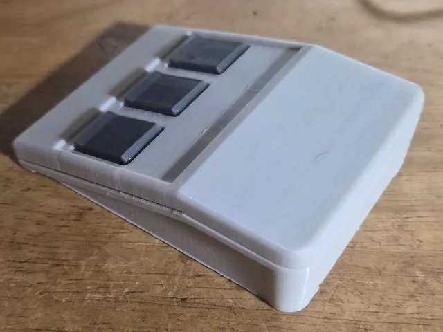 Logitech C7 remake (M185 innards)