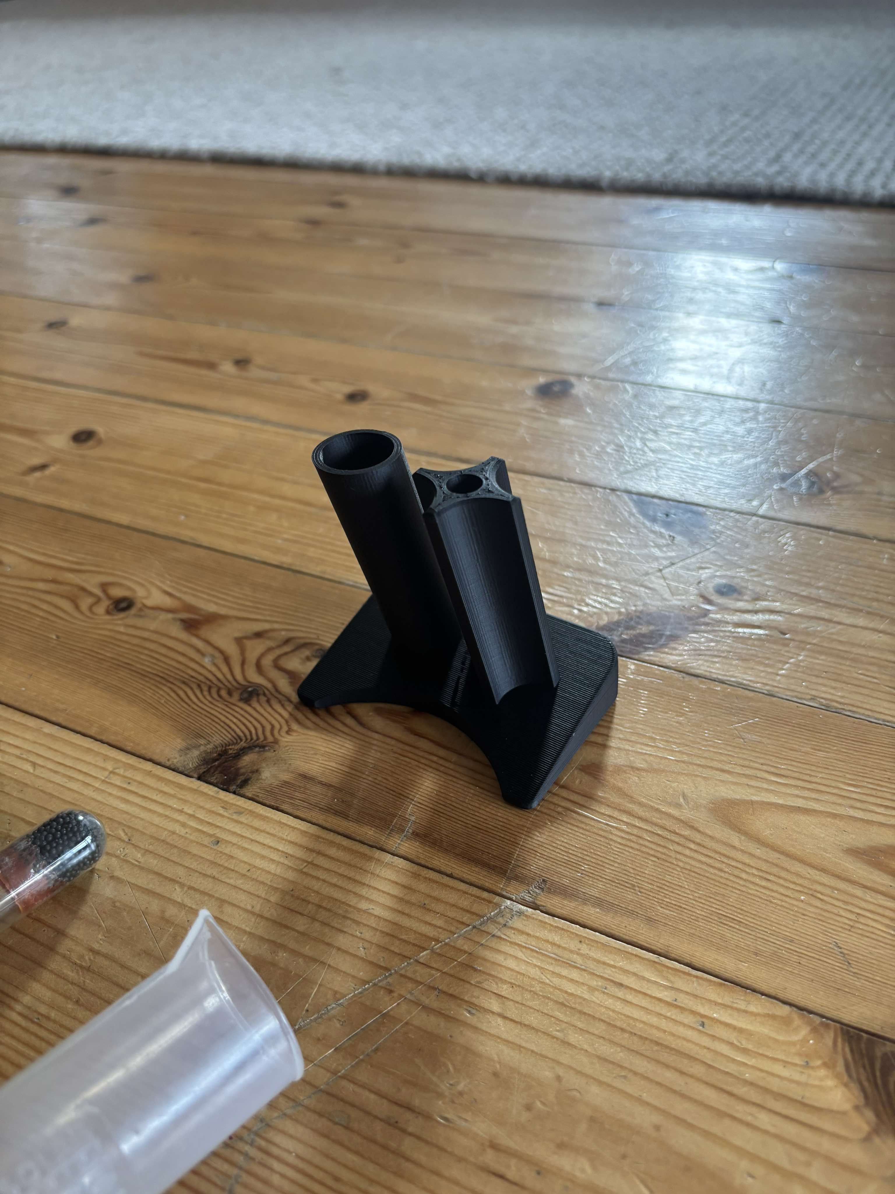Miniatura 2 do modelo 3D Hydrometer stand