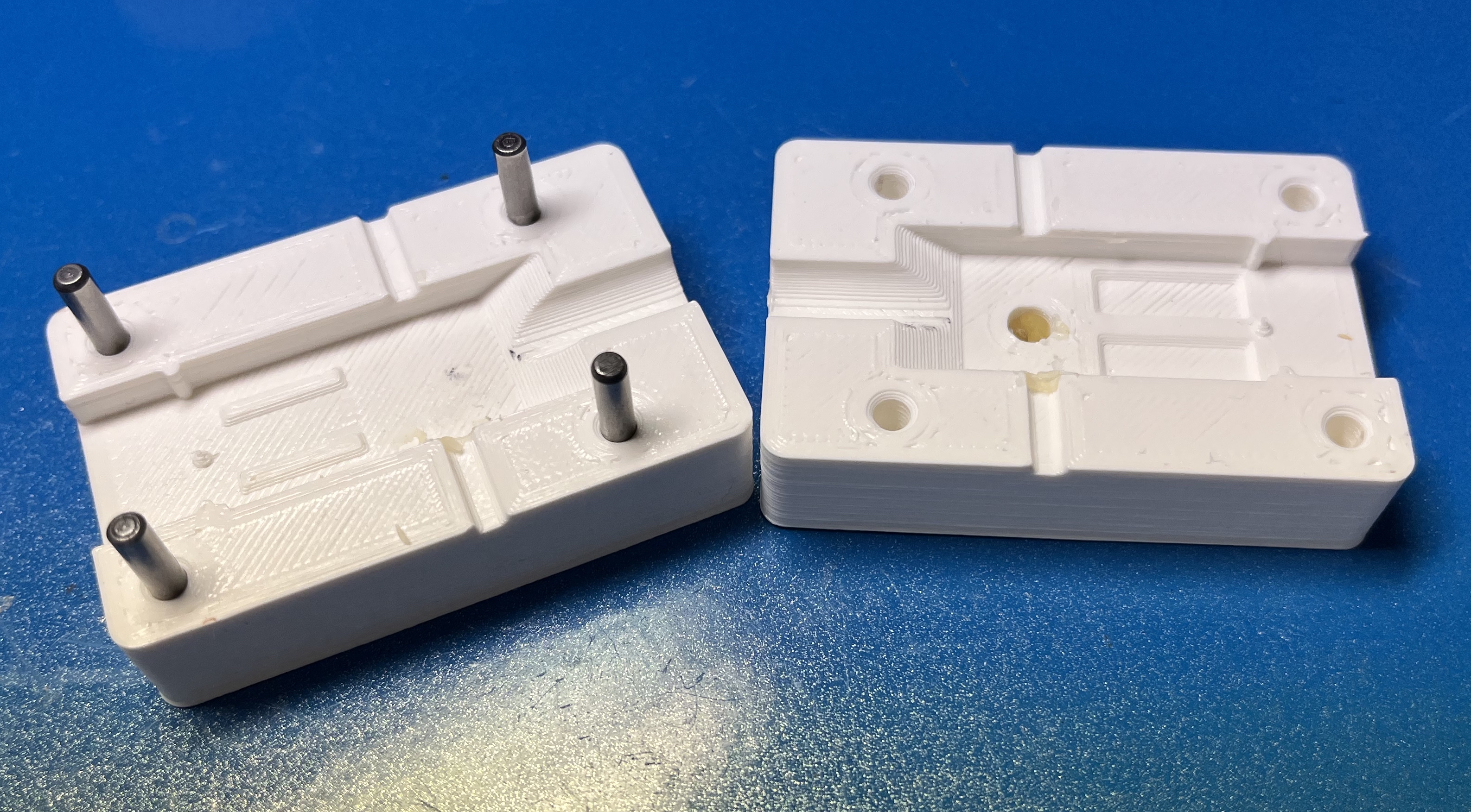 Hot Glue Overmold for Anderson Powerpole