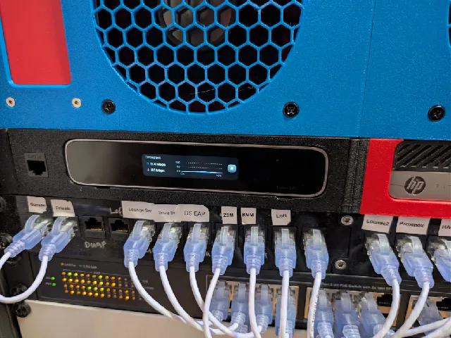 Omada Fusion 2.5G OpenRack insert with RJ45 Keystone jack