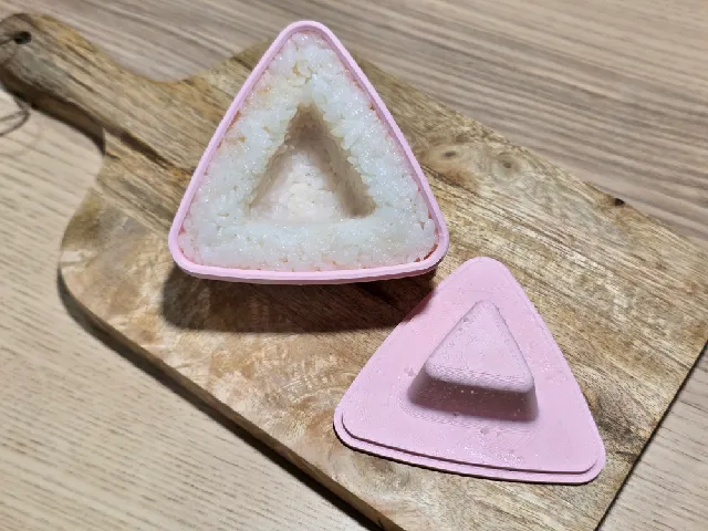 Onigiri Mold & Press – 3 Sizes