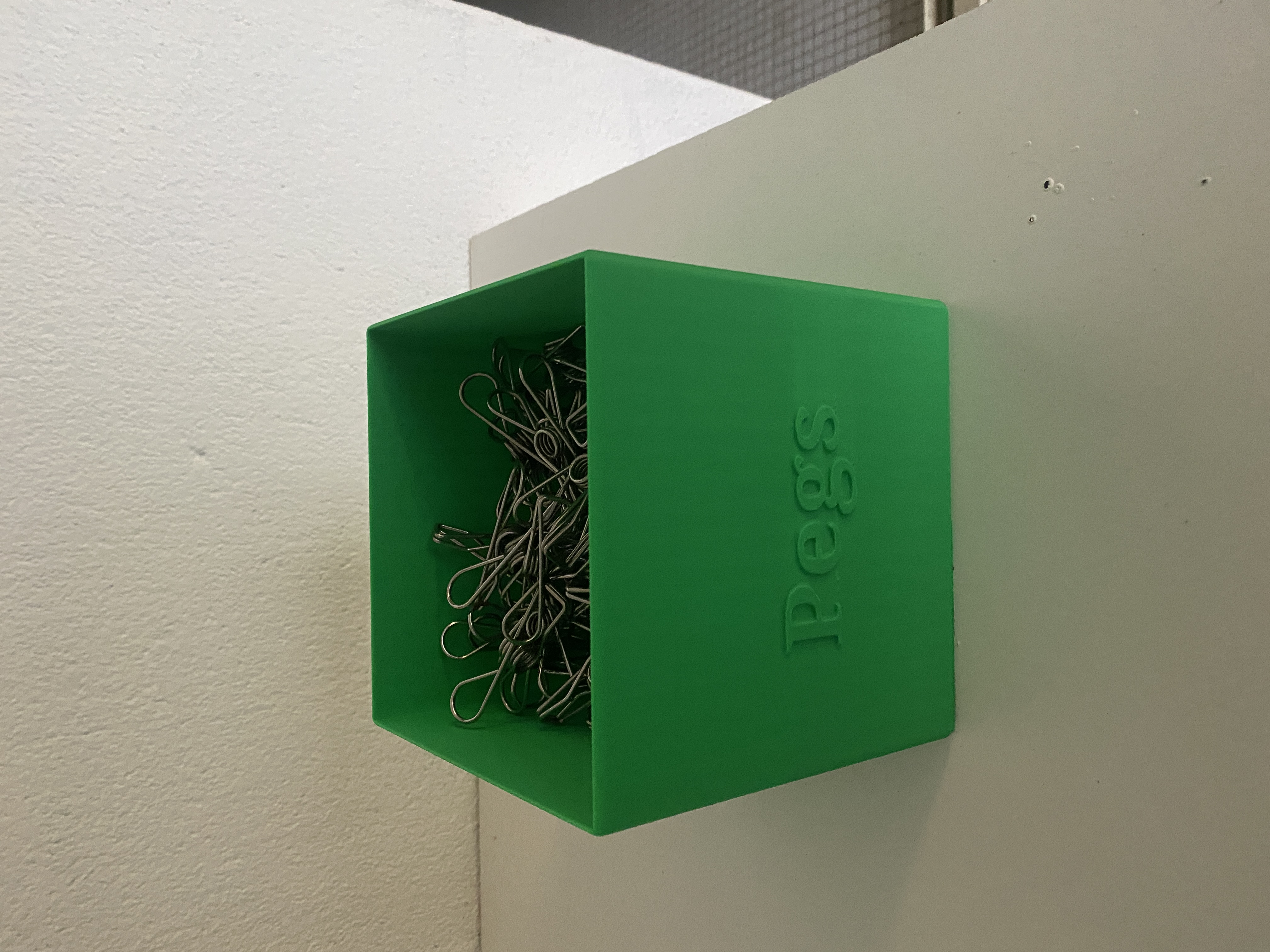 PEG BOX