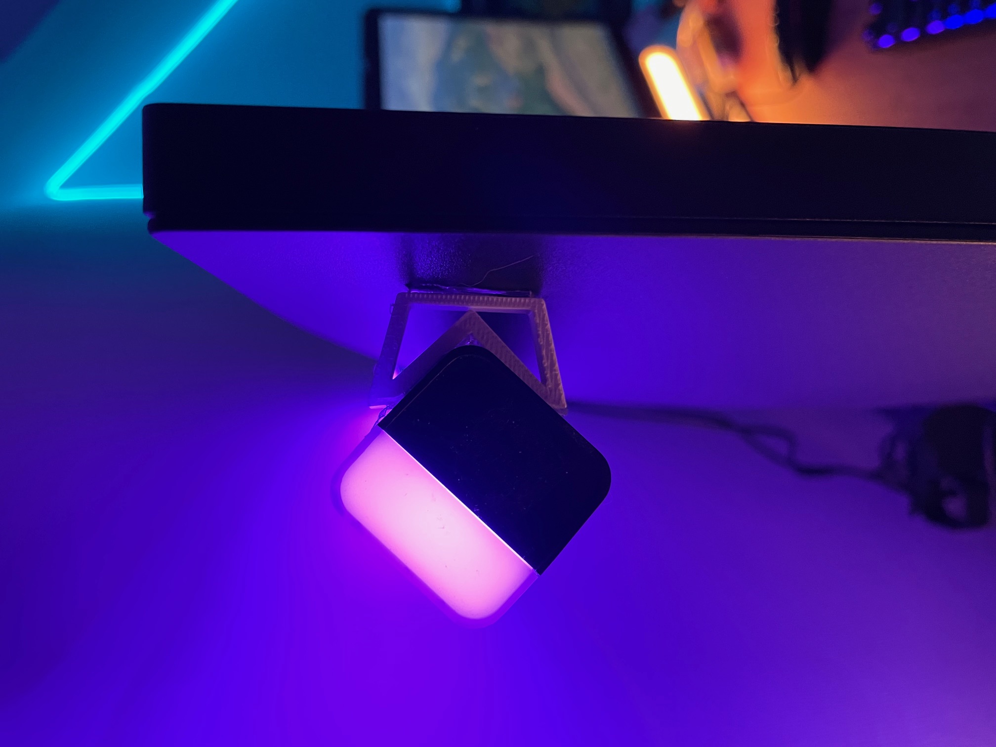 Lamp Holder