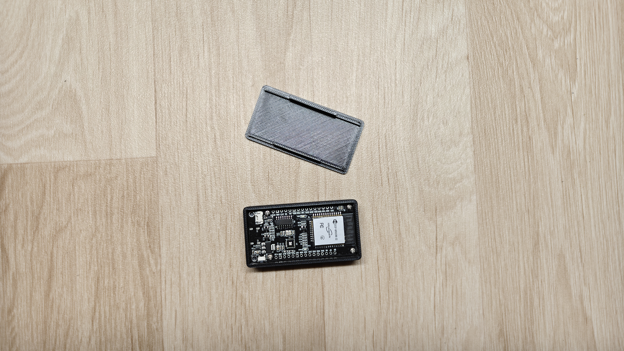 ideaspark ESP32 1.9 display case — miniatura 4