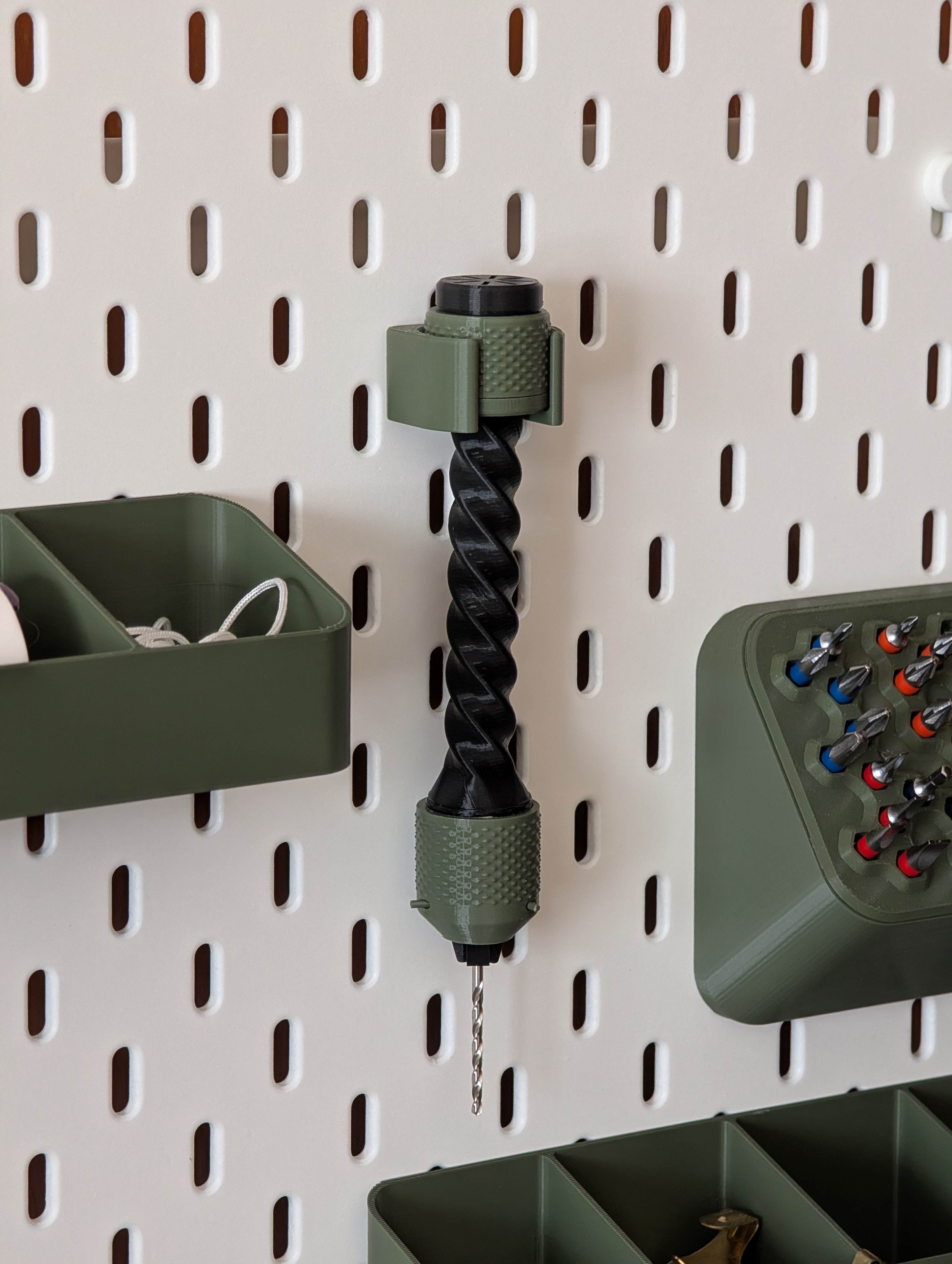 Single Push Drill Holder for SKADIS pegboard