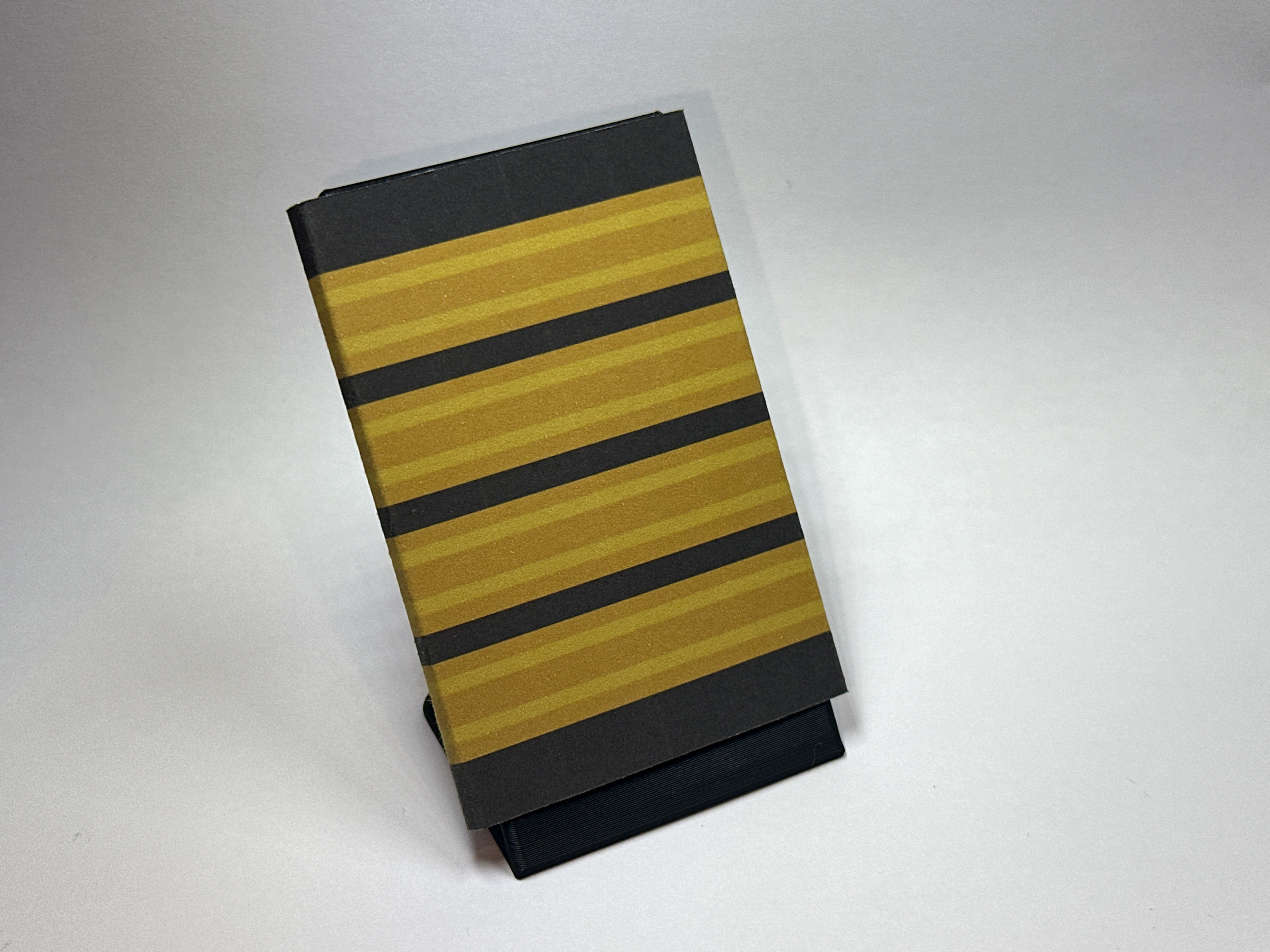Epaulette Holder