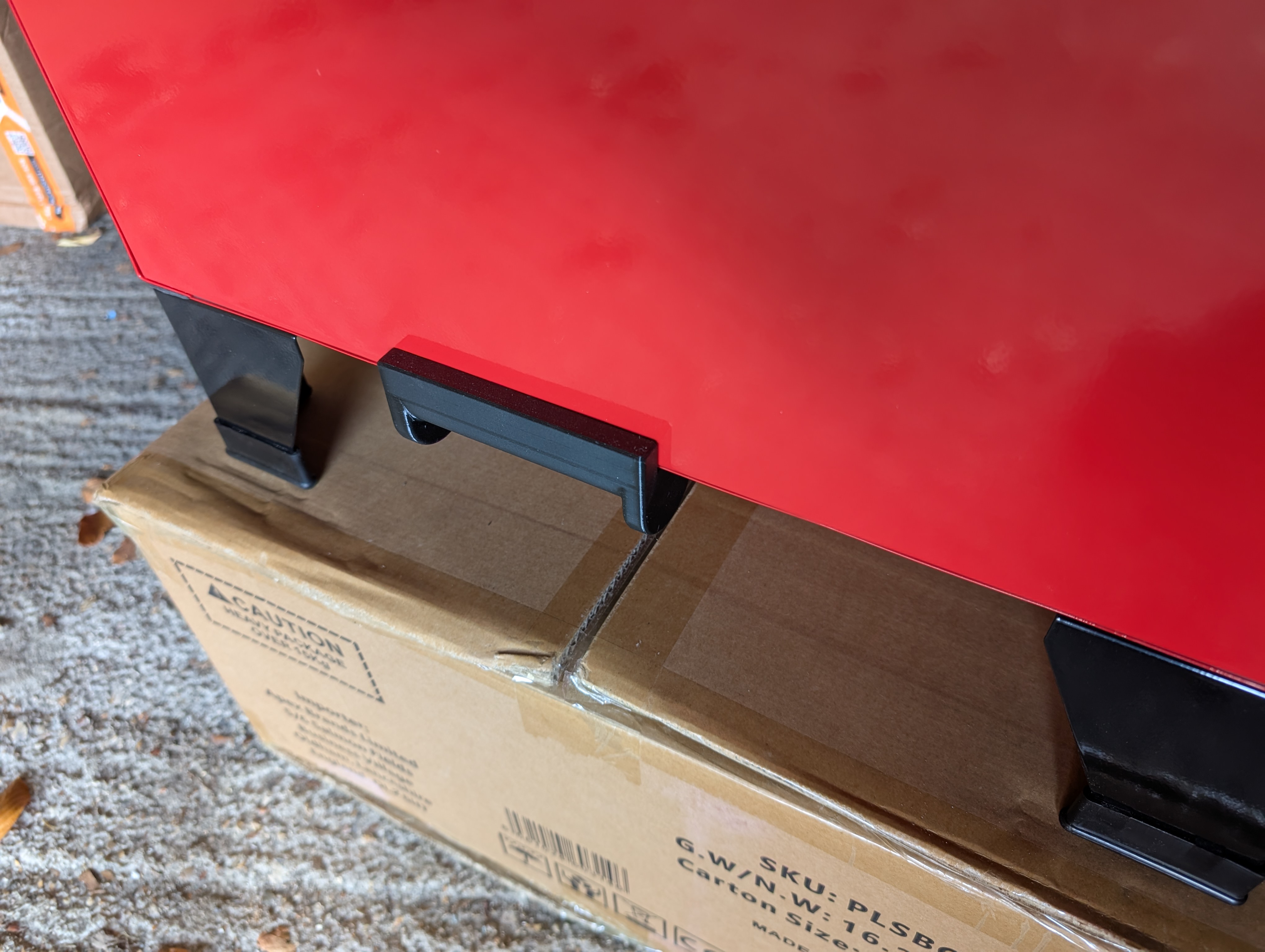 Carrying handles for 90L sandblasting cabniet