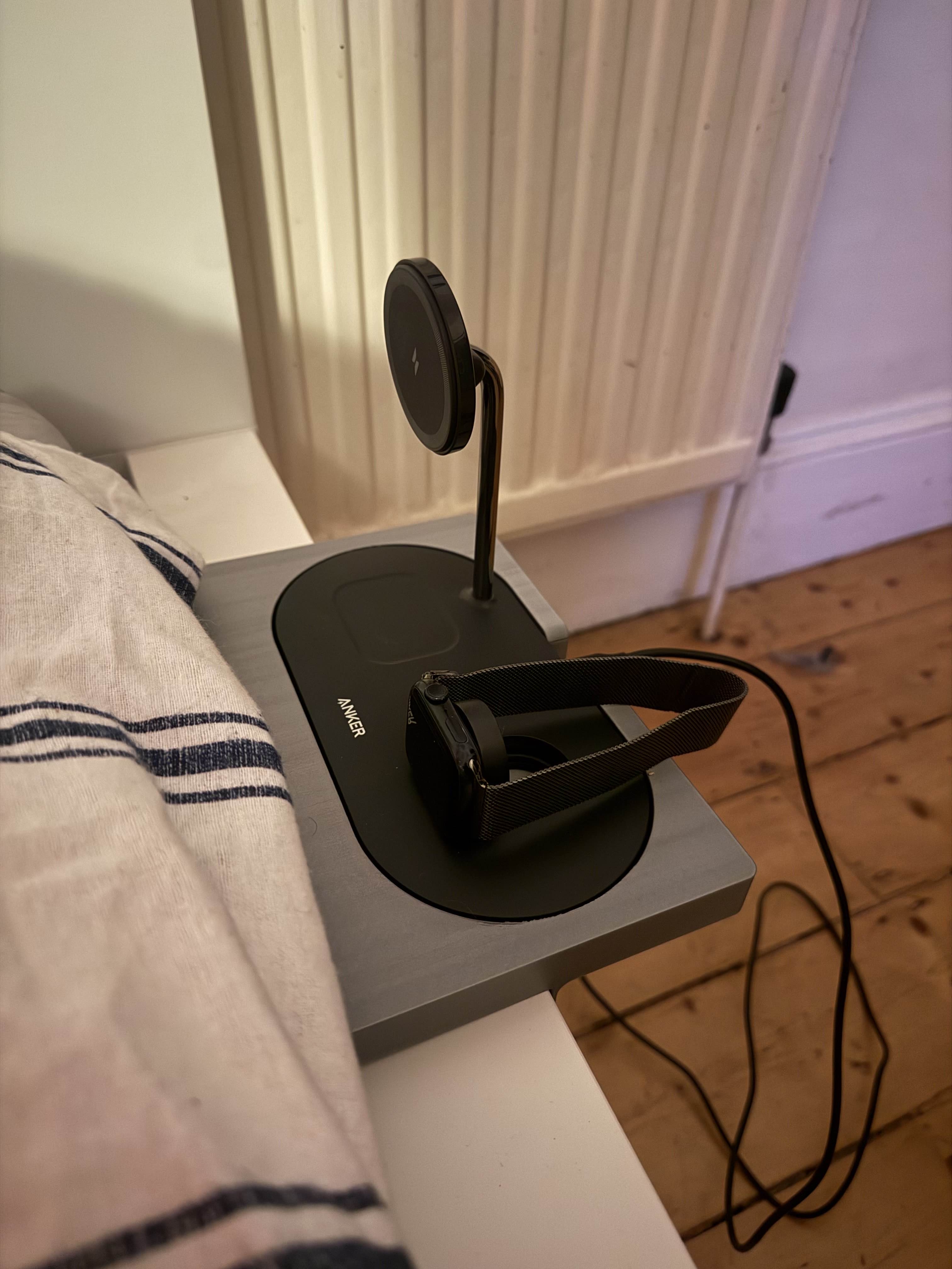 Ikea MALM Bed Anker 533 3 in 1 Wireless Charger Holder