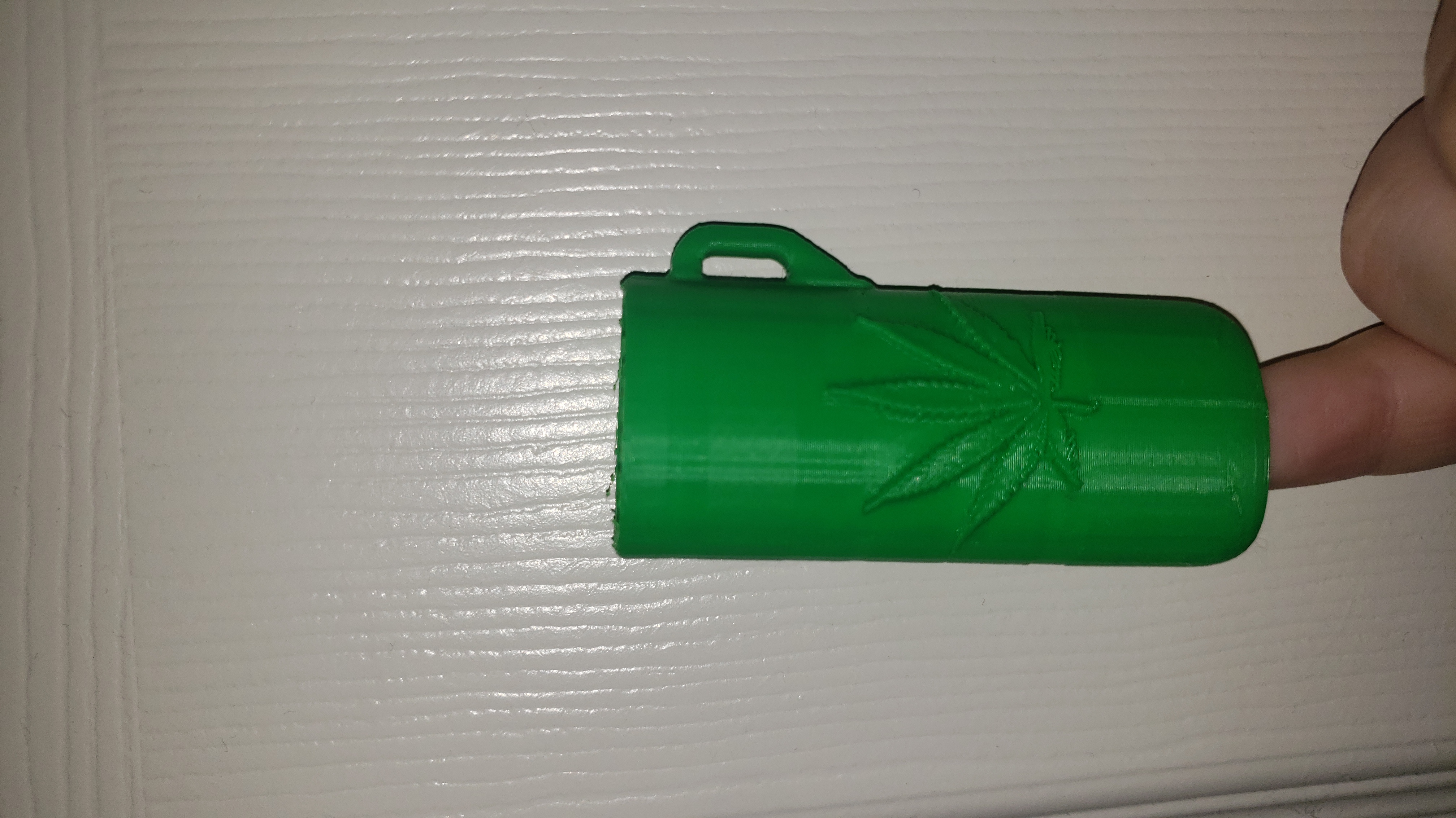 Bic Lighter Pot Leaf Case w Keyhook — miniatura 2