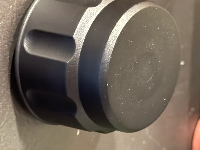 Drinkmate cap holder