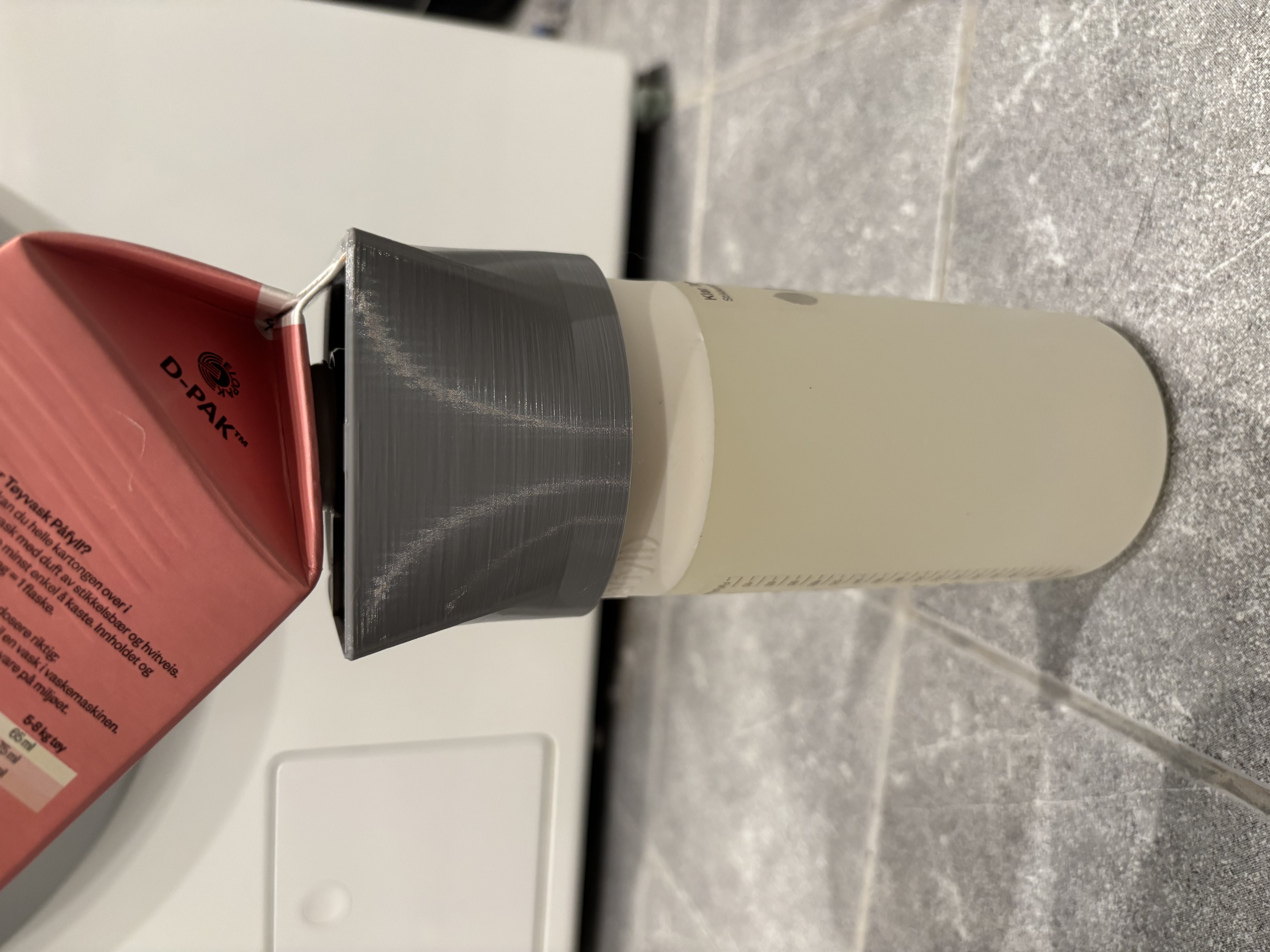 LazyPour – Hands-Free Liquid Pouring Stand