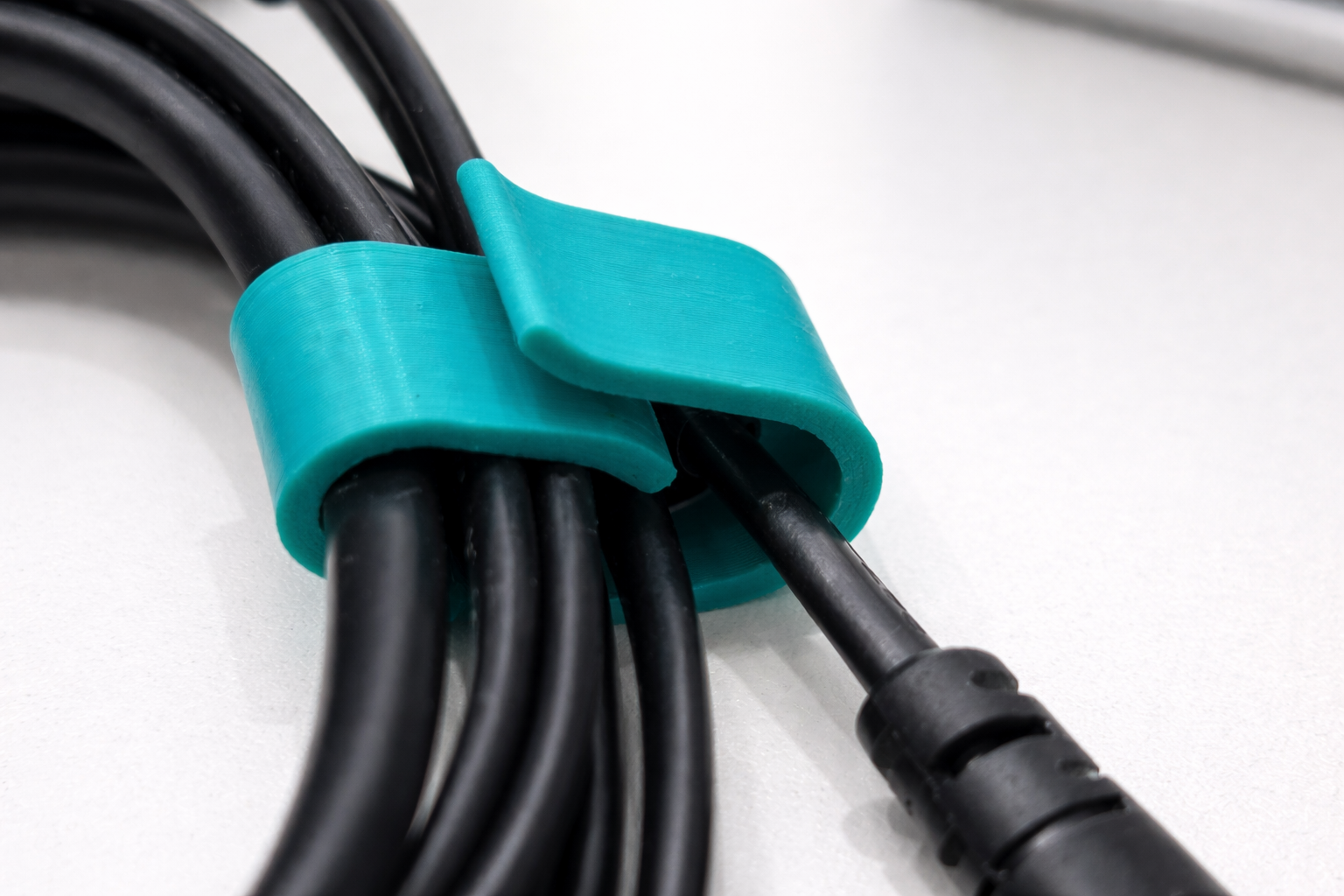 Miniatura 5 do modelo 3D Loop Clip – Cable Organizer