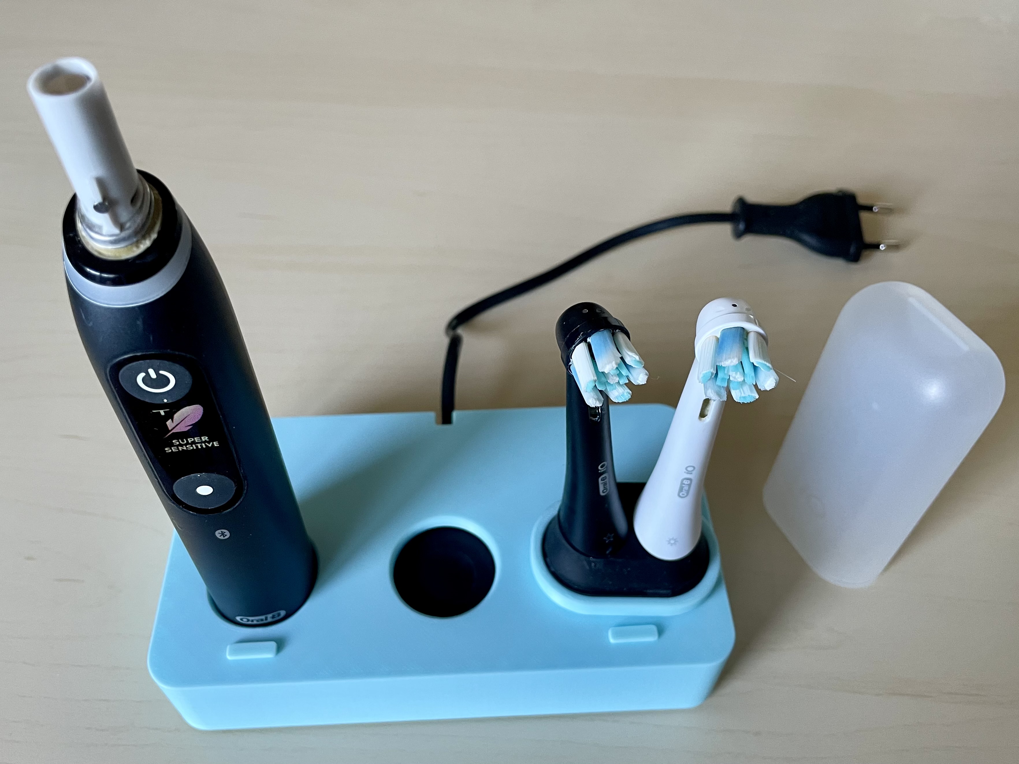 Oral-B iO Toothbrush and Charger Holder