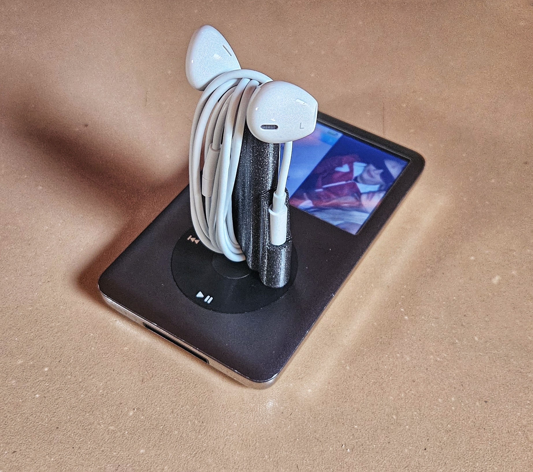 Apple Earpods holder - 3.5mm Jack version