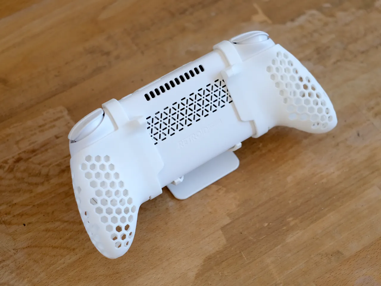 Retroid Pocket 5 &G2 Grips (Air & V2 Solid) by NLD Design Shop