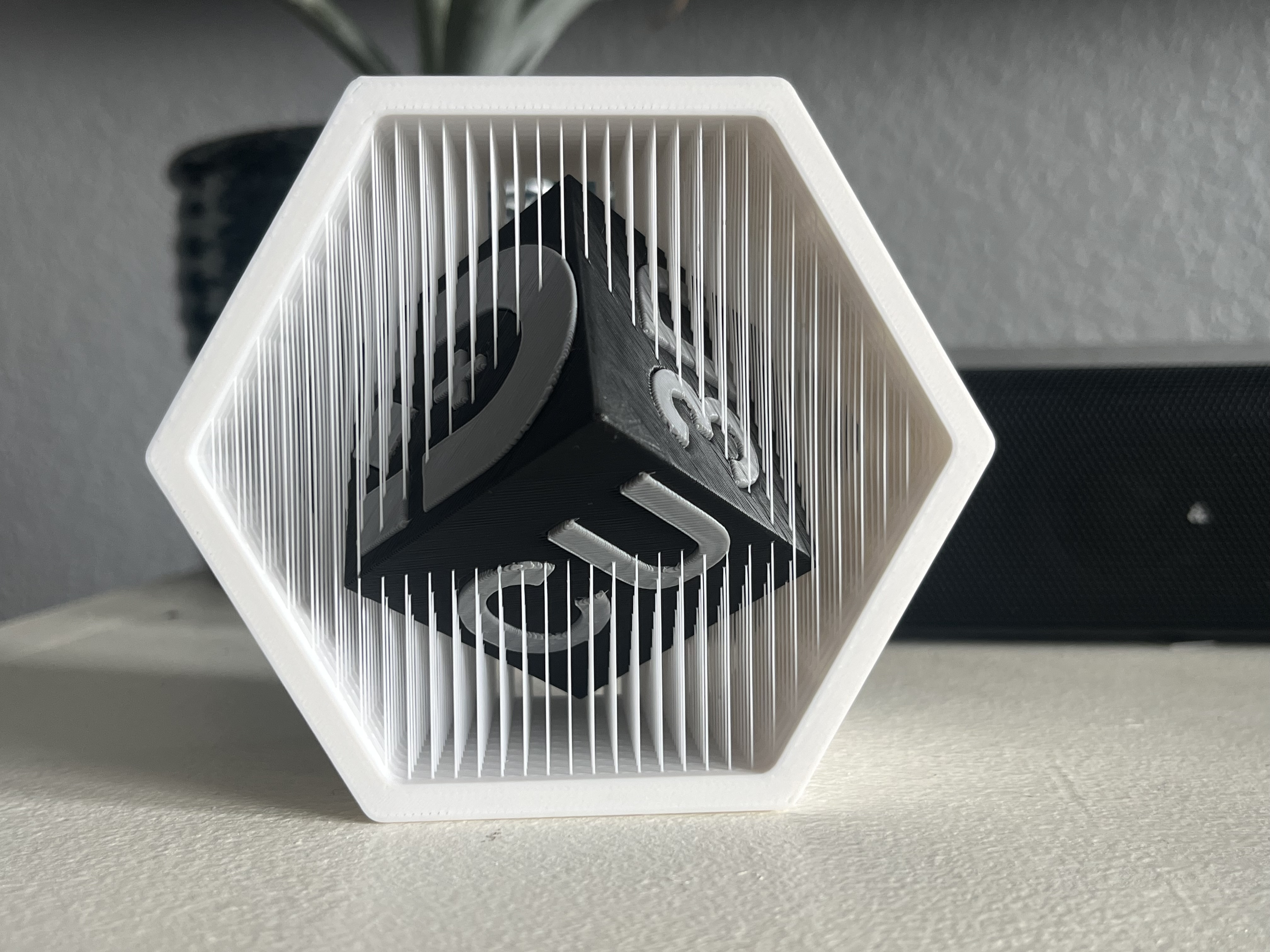 CU3D Suspended Cube