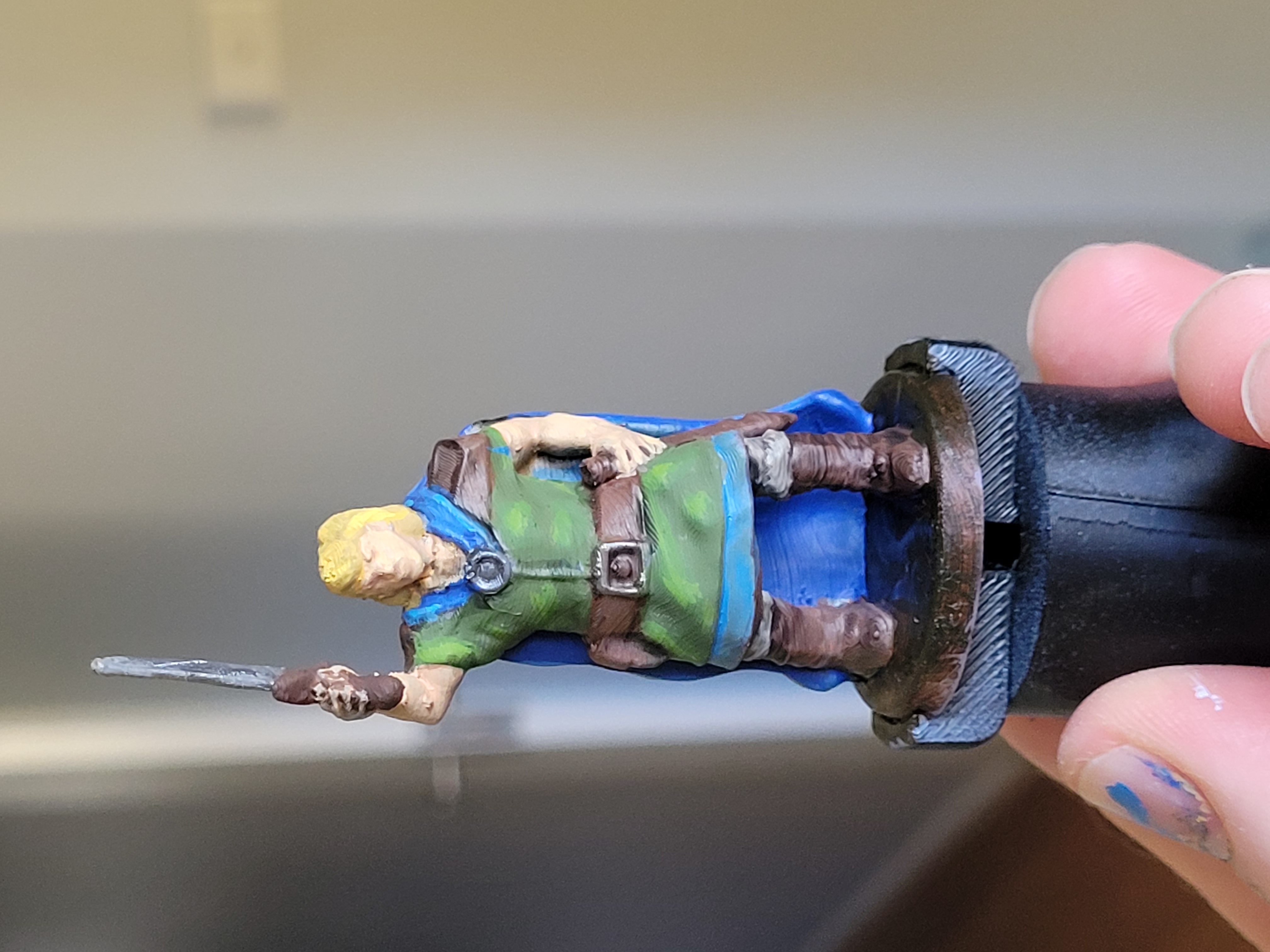 Sword wielding adventurer DnD mini