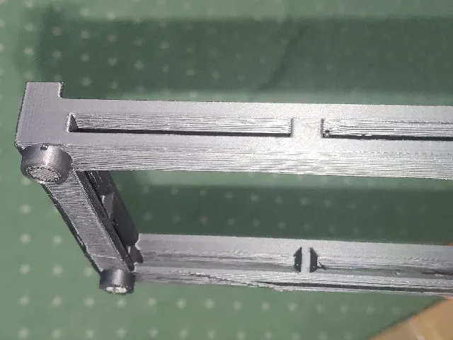 Schit Stack Holder bottom