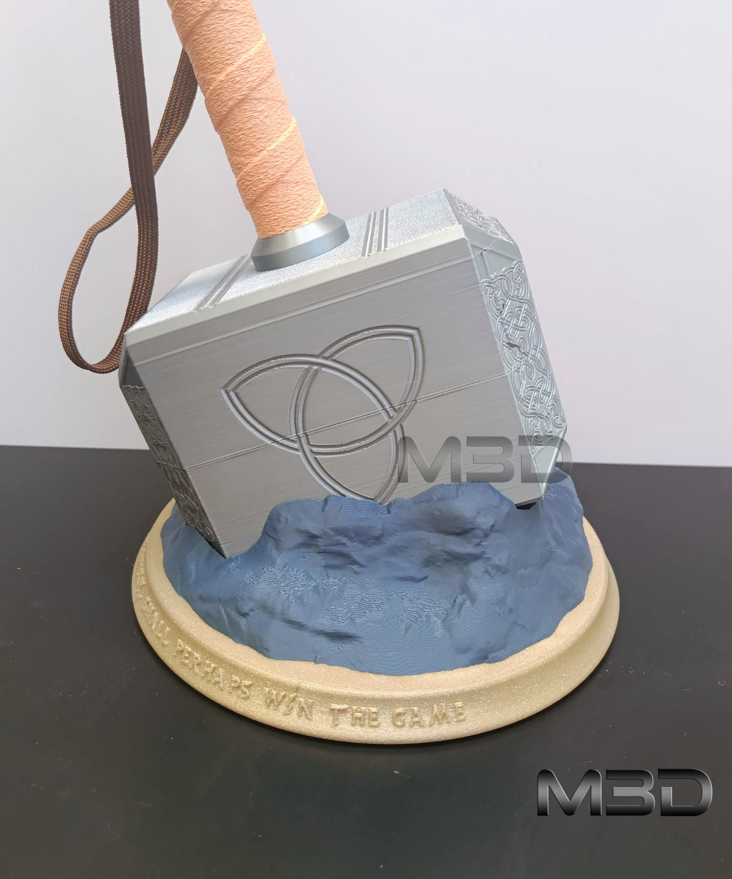 Stand for Mjolnir Commander Deck Case - Free Display Base